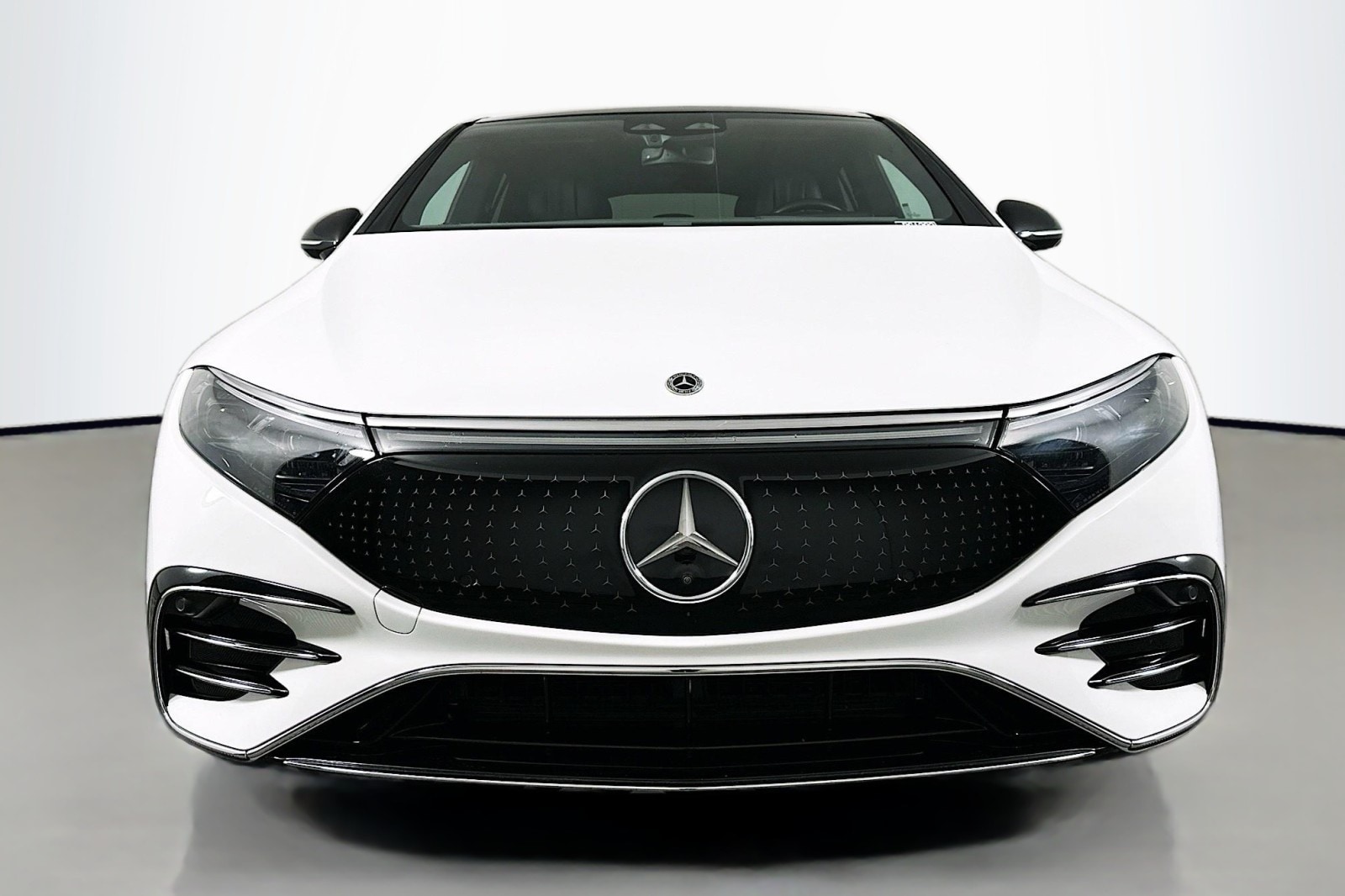 Used 2023 Mercedes-Benz EQS Base with VIN W1KCG2DB8PA035525 for sale in Signal Hill, CA
