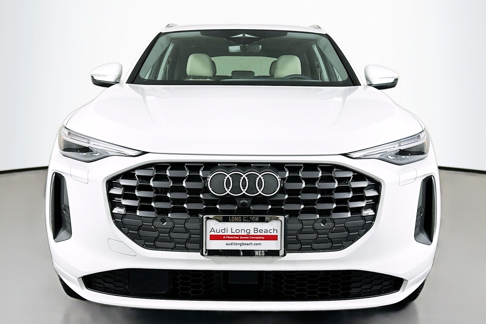2025 Audi Q5 Premium Plus photo 2