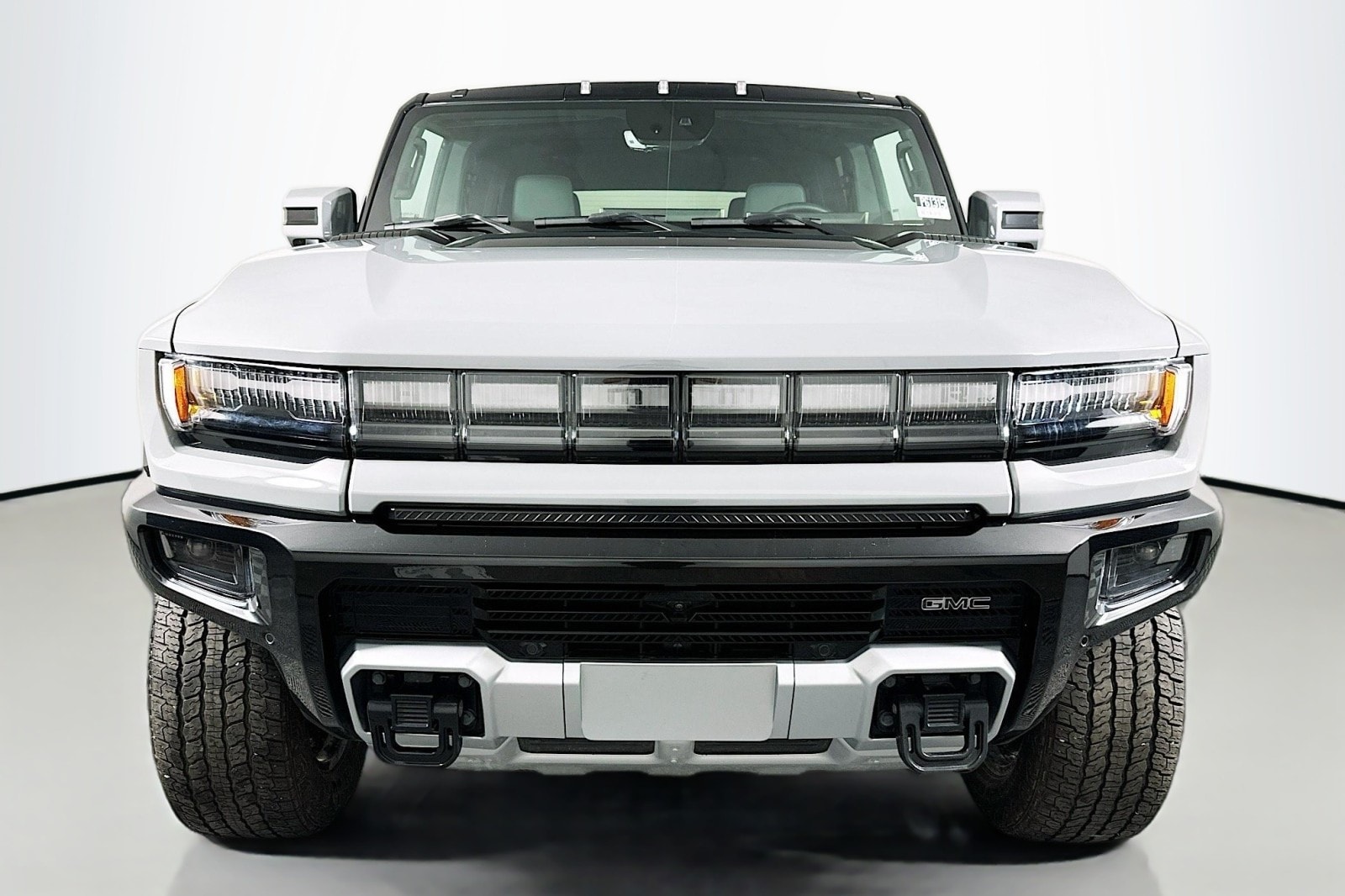 Used 2025 GMC HUMMER EV 2X with VIN 1GKB0NDE0SU102801 for sale in Signal Hill, CA