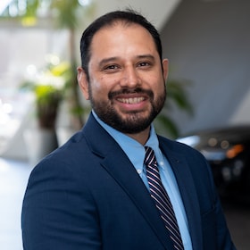 Staff member Eduardo Nunez from 2756619b55c7