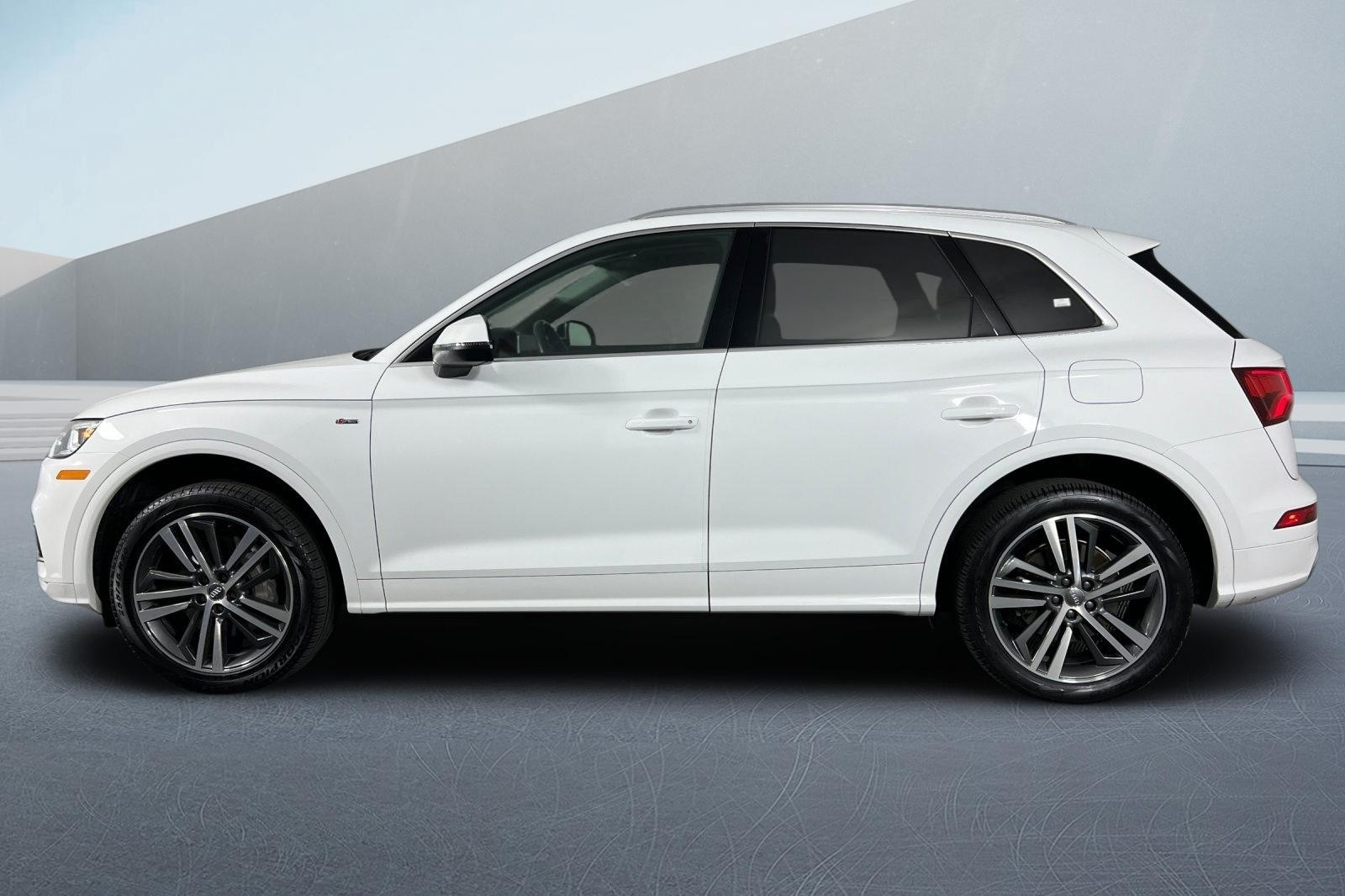 Used 2020 Audi Q5 Premium Plus with VIN WA1E2AFY0L2087985 for sale in Long Beach, CA