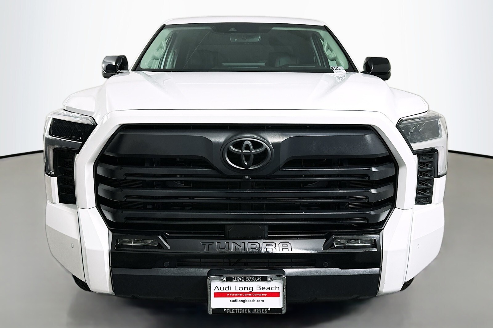 2024 Toyota Tundra Limited photo 2