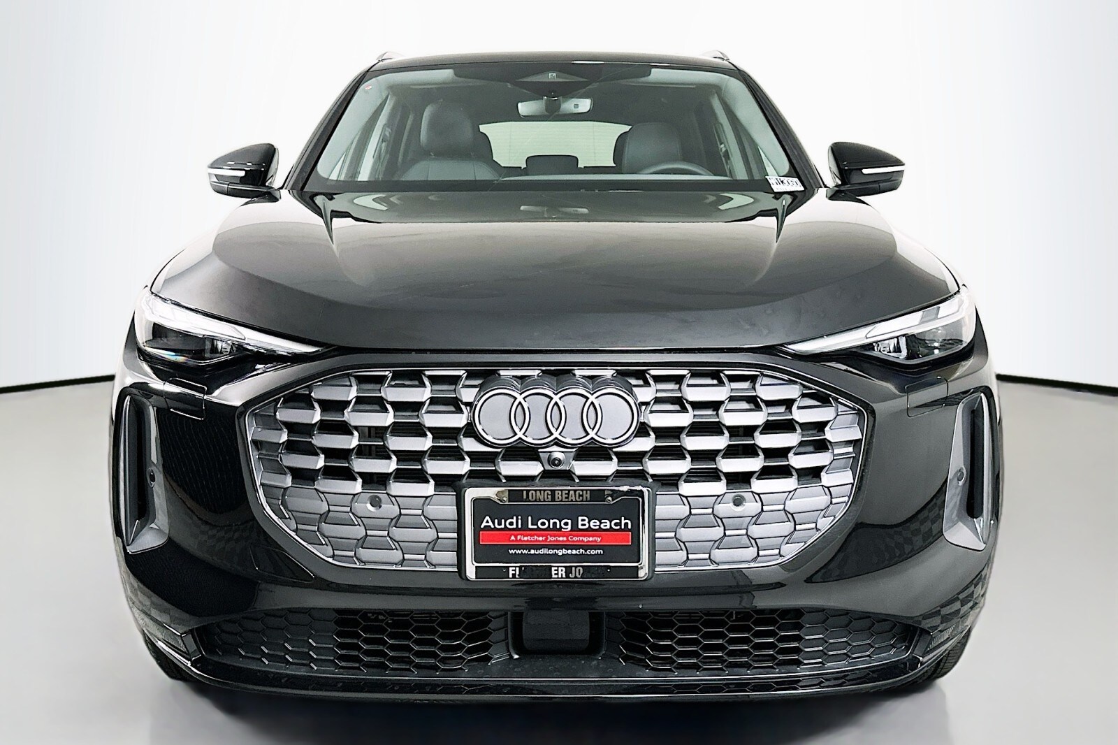 2025 Audi Q5 Premium photo 2