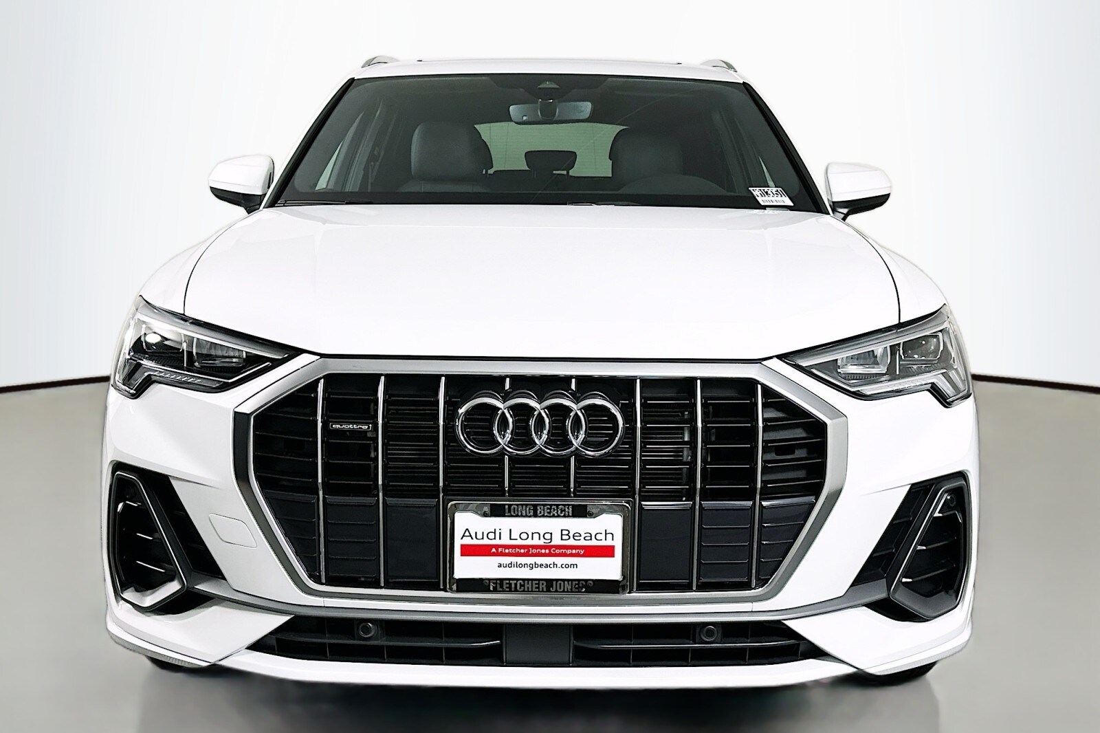 2025 Audi Q3 S line Premium photo 2