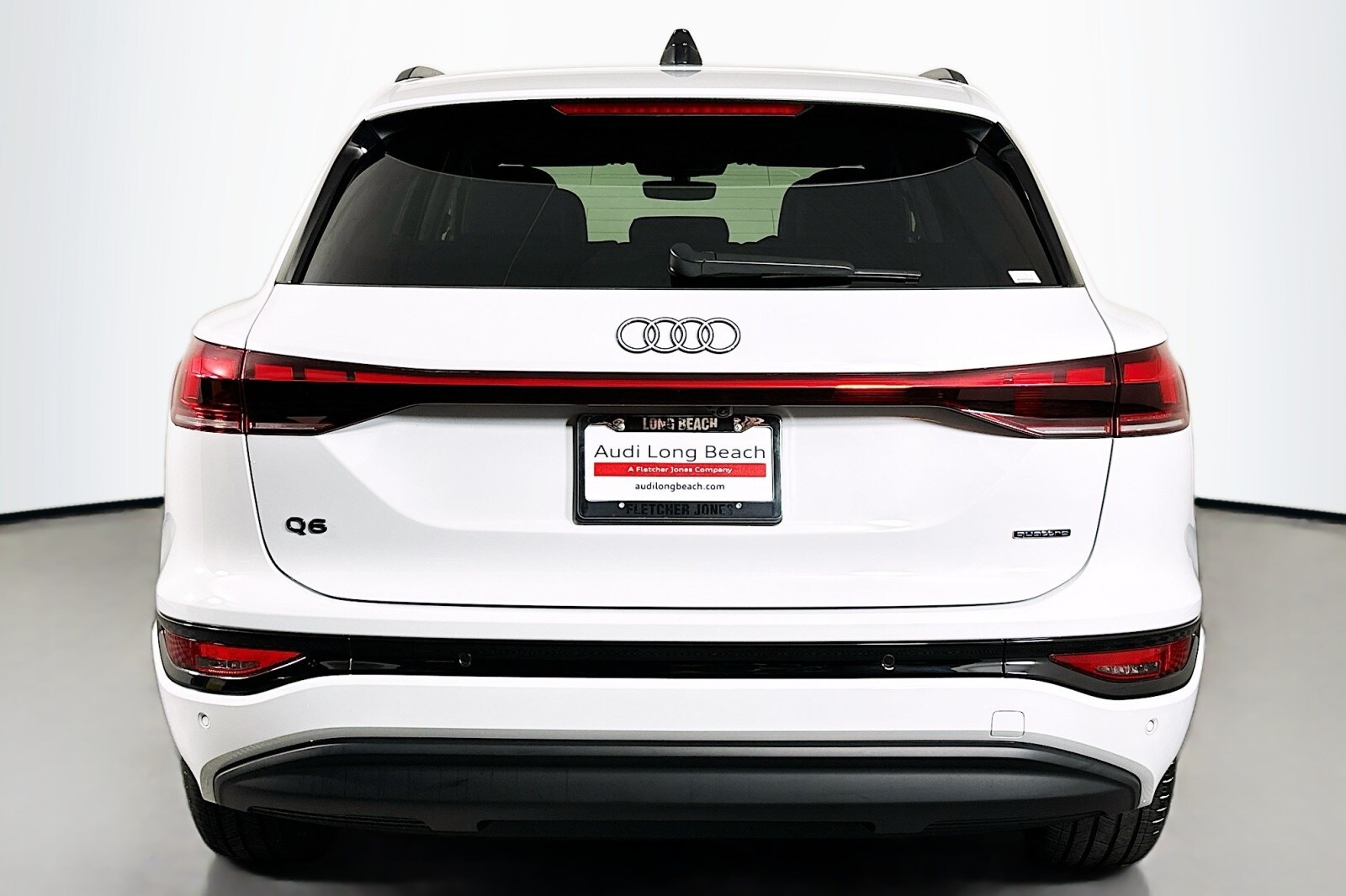 2025 Audi Q6 E-tron Premium photo 3