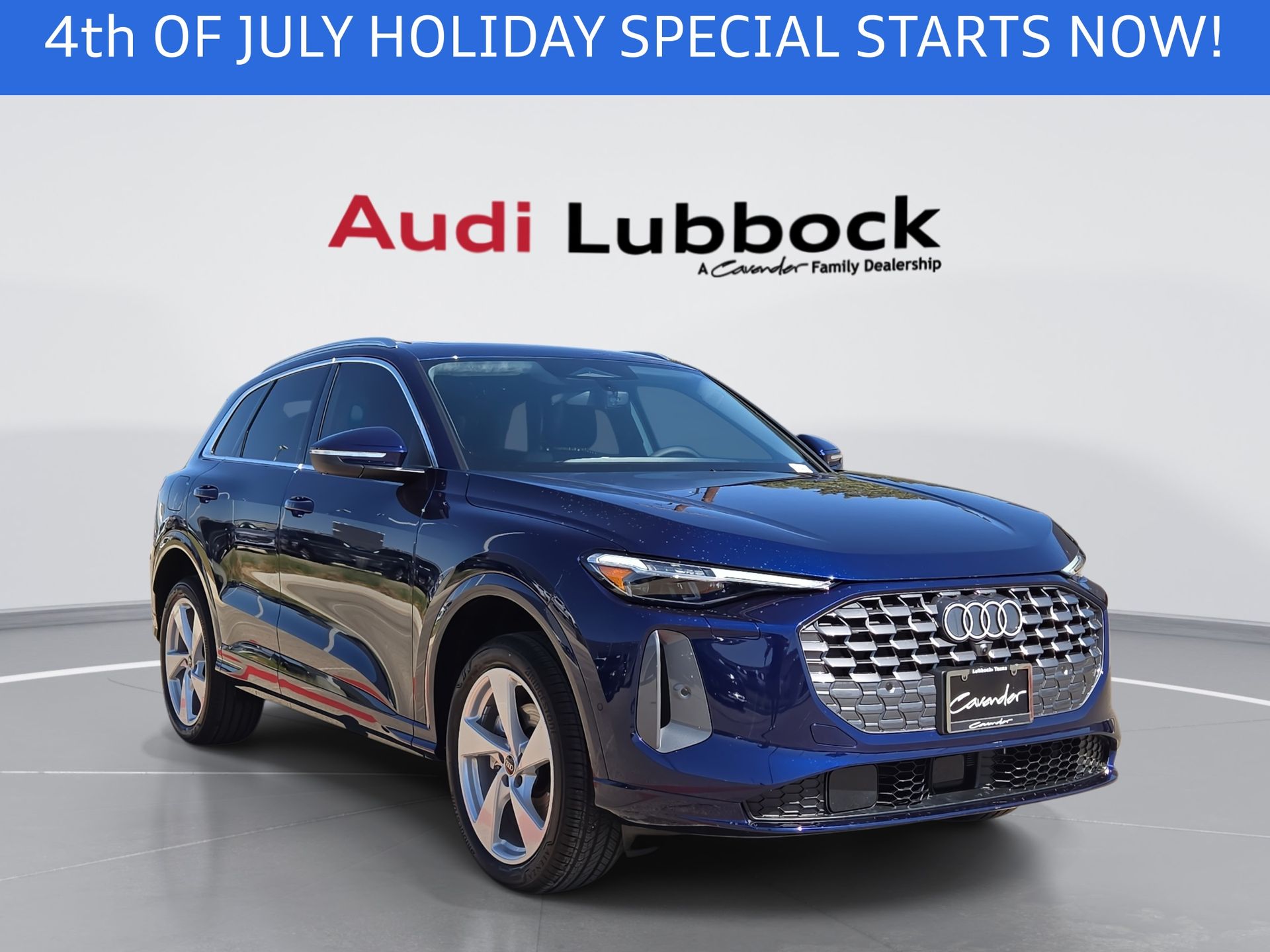 Navarra Blue Metallic 2026 Audi Q5 SUV / Crossover All-Wheel Drive 7-Speed Automatic
