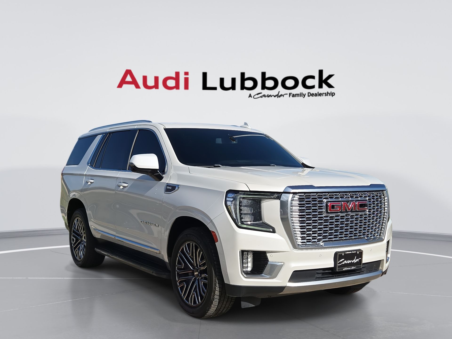  2021 GMC Yukon Denali 4WD   