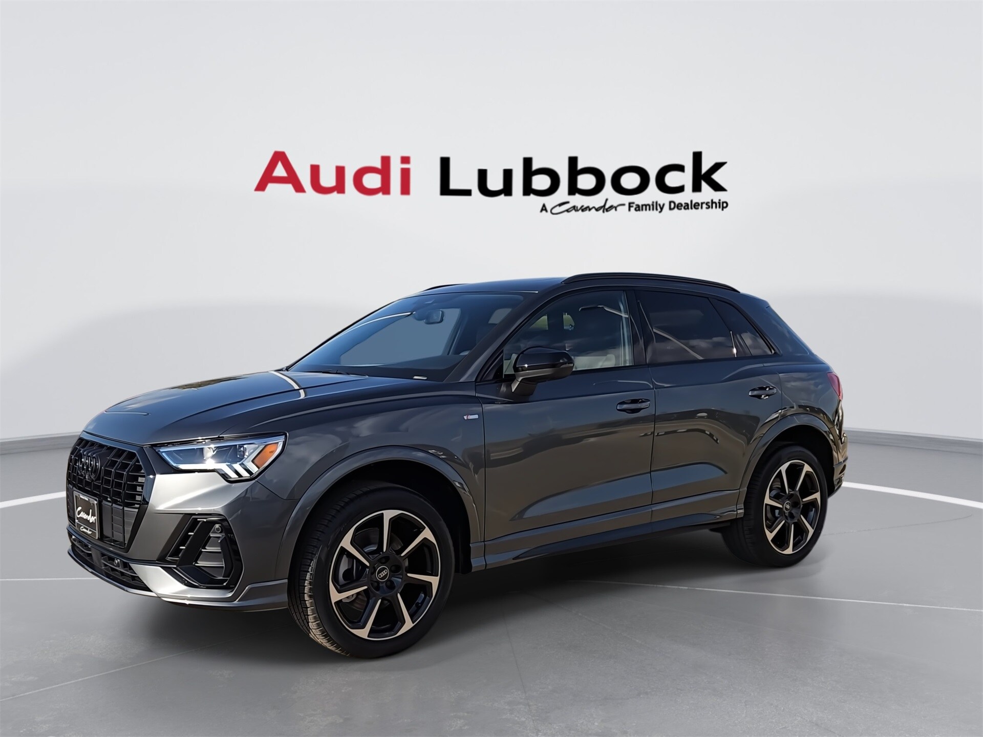 2025 Audi Q3 S line Premium Plus photo 4