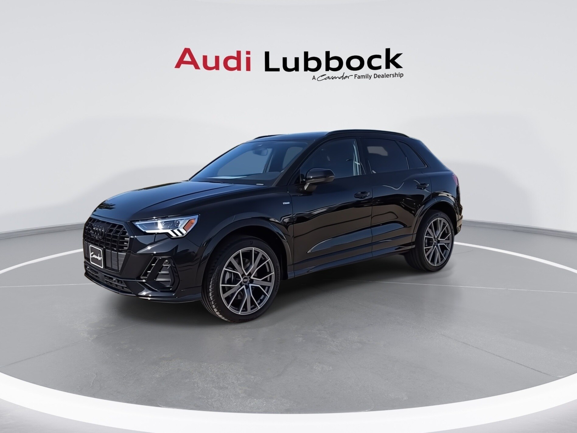2025 Audi Q3 45 TFSI S line Premium Plus photo 4
