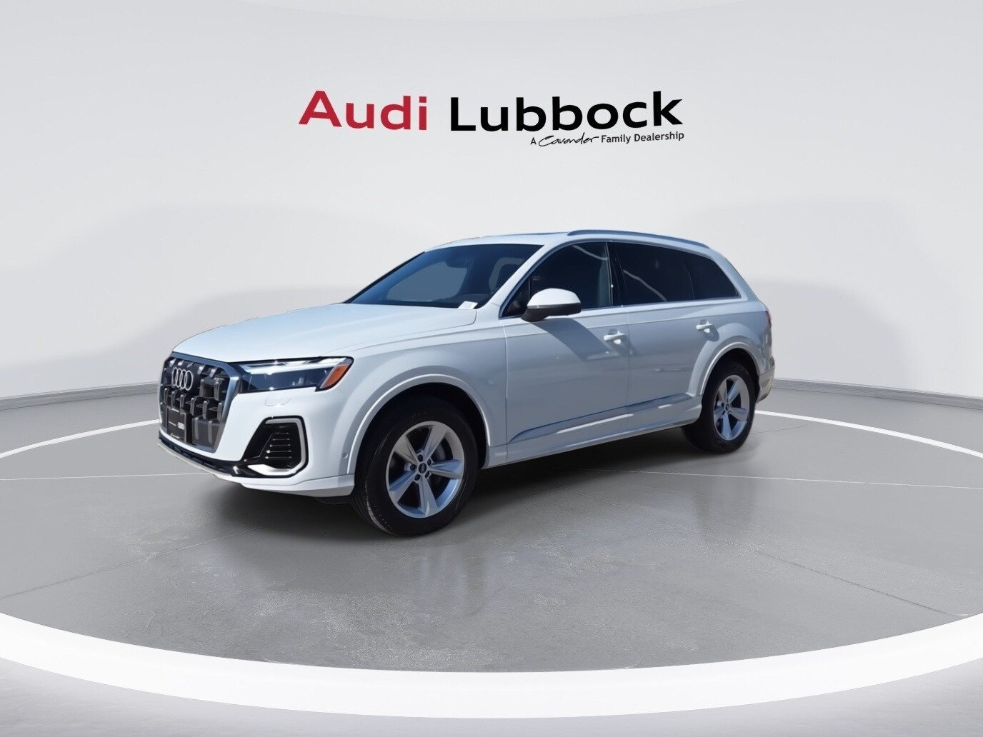2025 Audi Q7 45 Premium photo 4