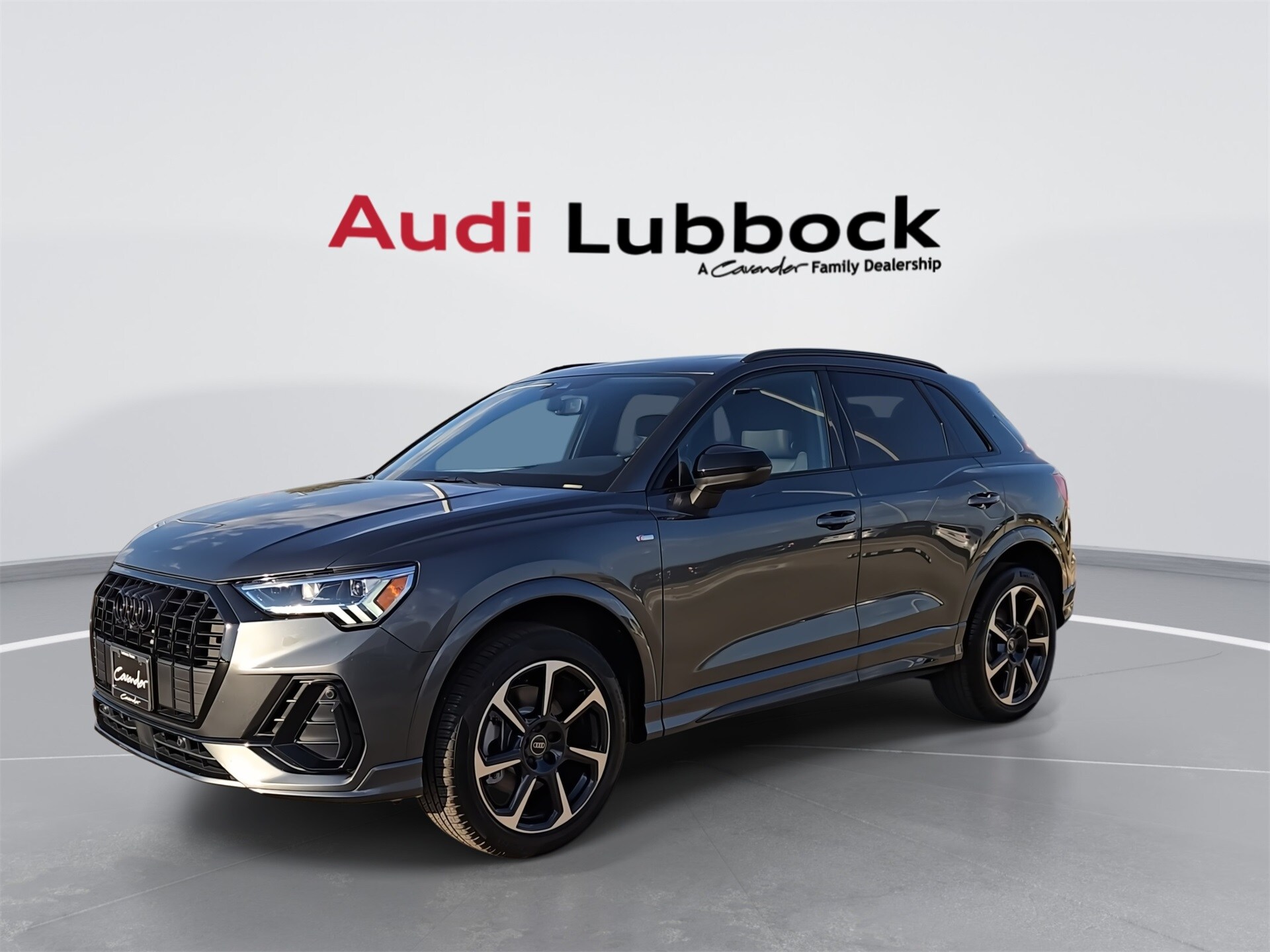 2025 Audi Q3 45 TFSI S line Premium Plus photo 3