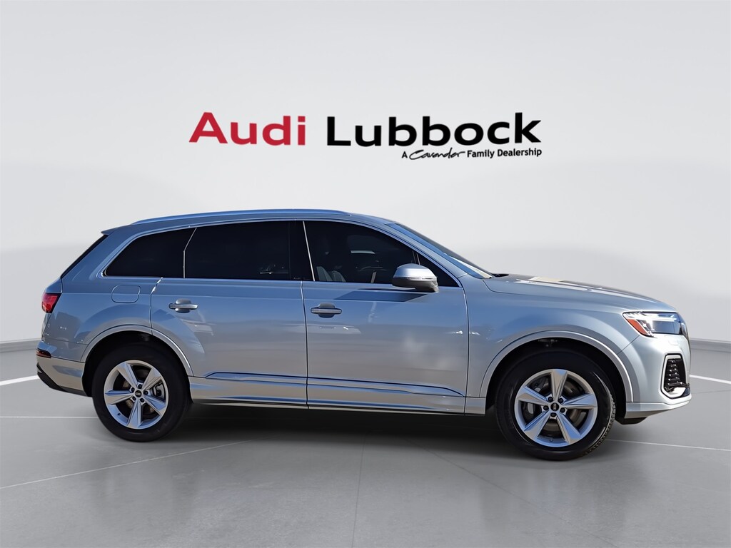 New 2026 Audi Q7 45 Premium SUV