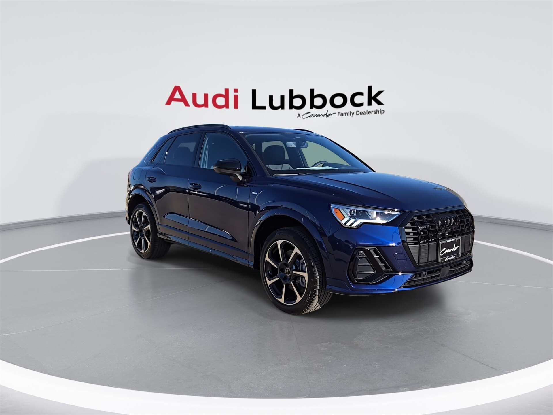 2025 Audi Q3 45 TFSI S line Premium Plus photo 2