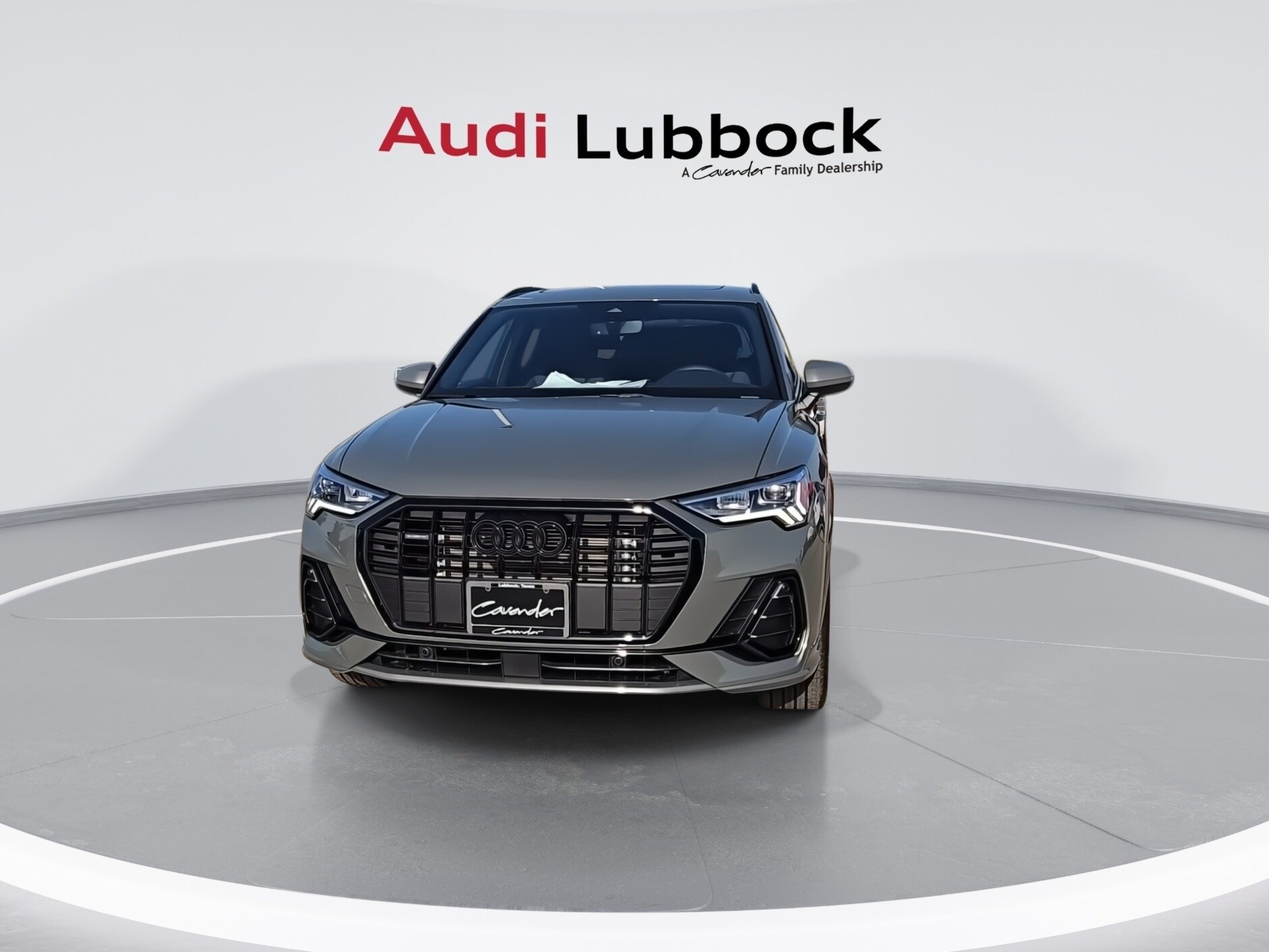 2025 Audi Q3 45 TFSI S line Premium photo 3