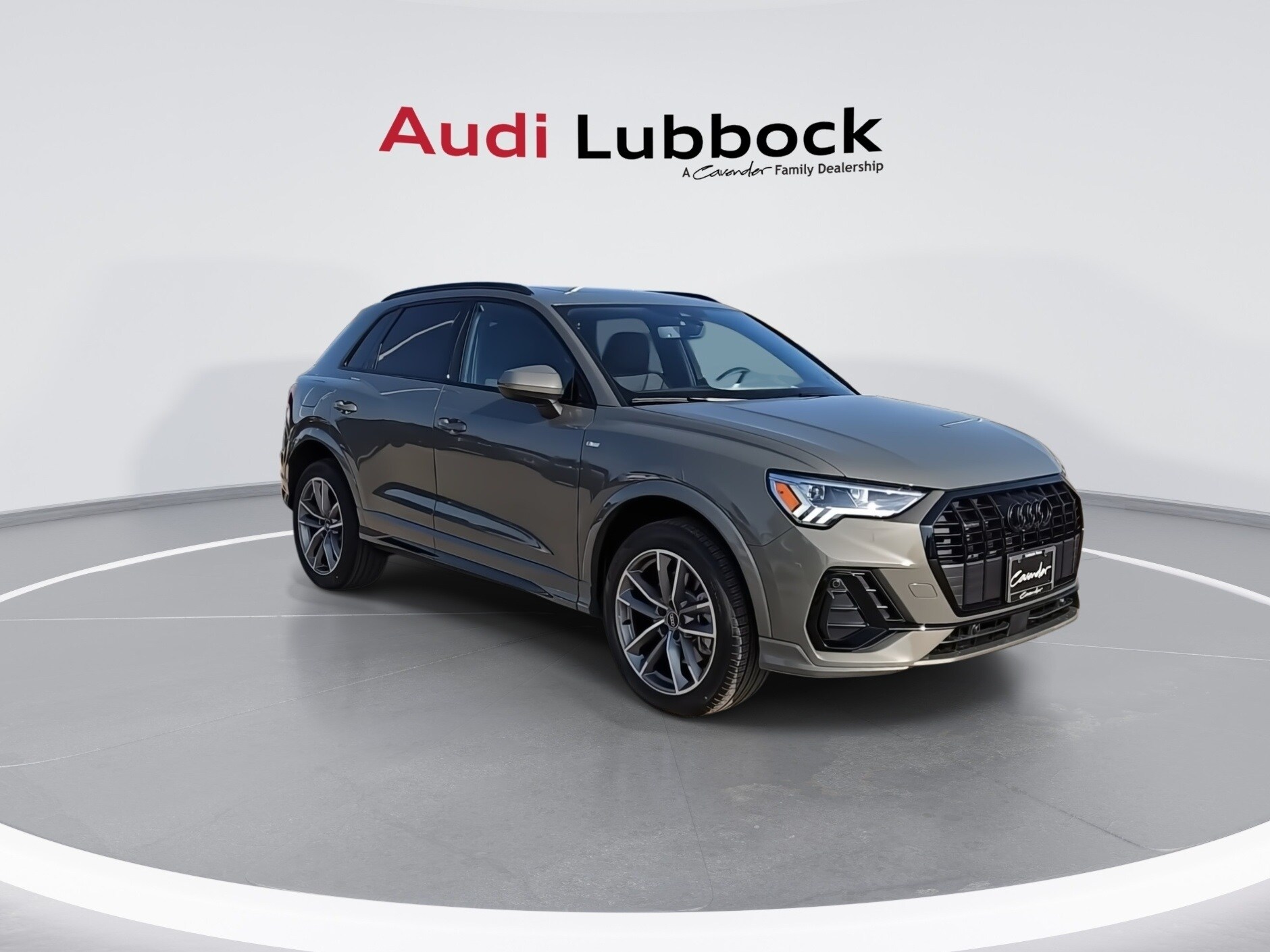 2025 Audi Q3 45 TFSI S line Premium photo 2