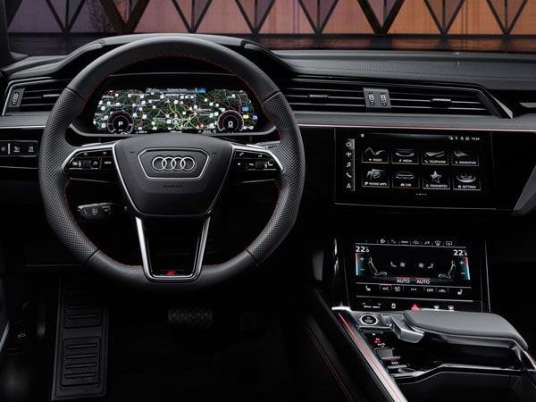 2024 Audi Q8 e-tron Interior