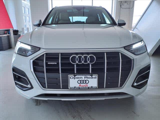 Used 2021 Audi Q5 Premium with VIN WA1AAAFY3M2113790 for sale in New York, NY