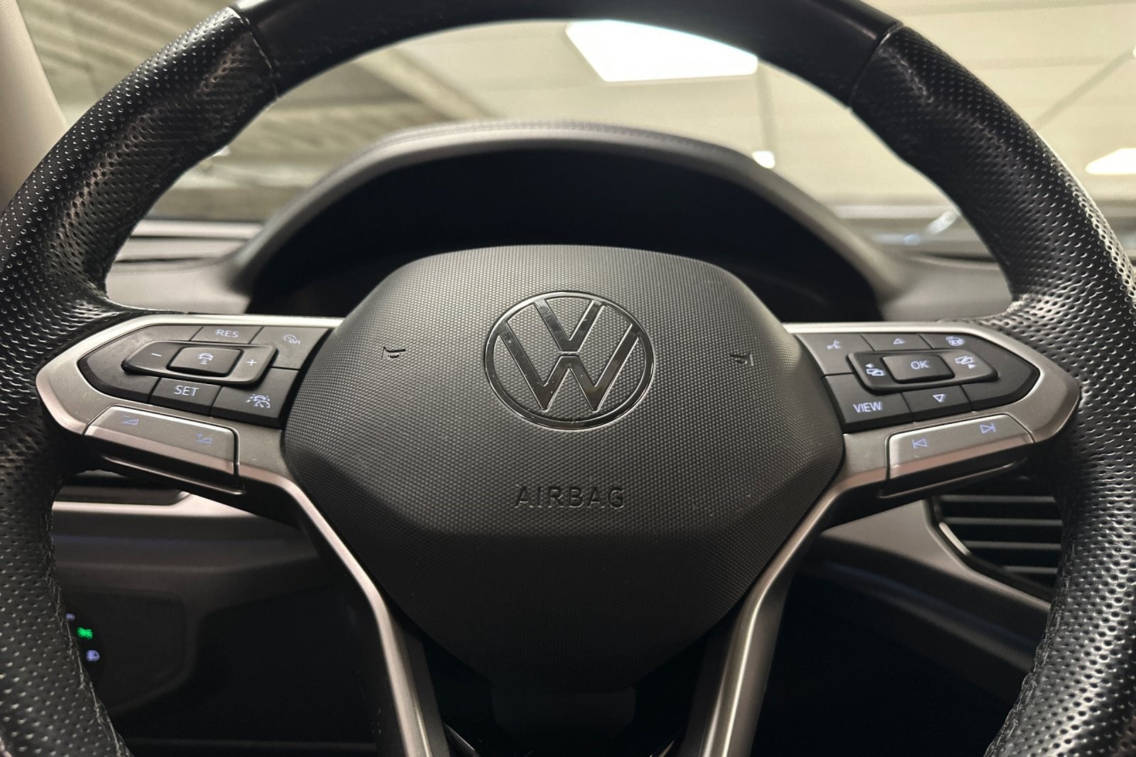 Atlas V6 SEL Premium R-Line 4MOTION
