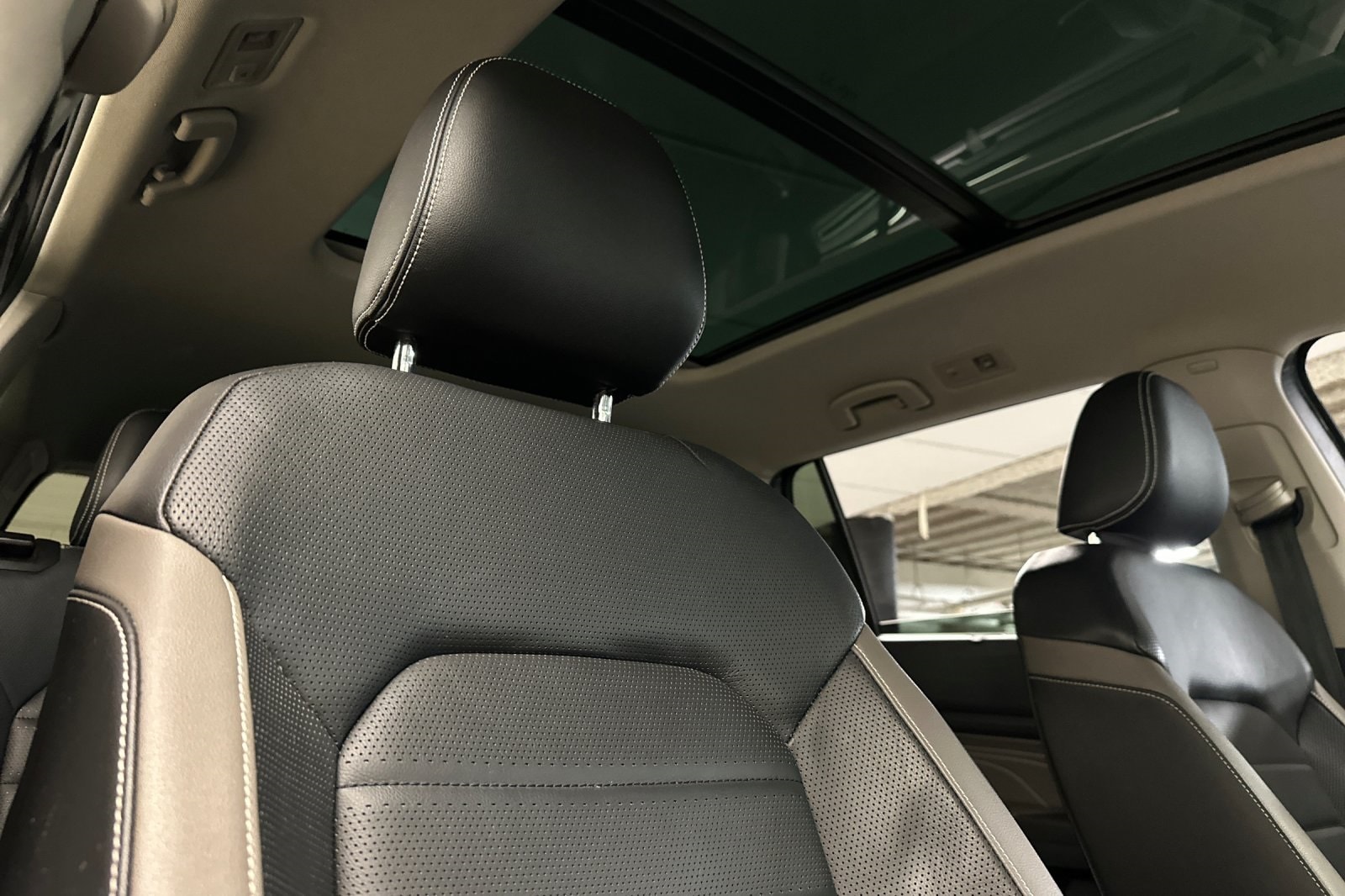 Atlas V6 SEL Premium R-Line 4MOTION