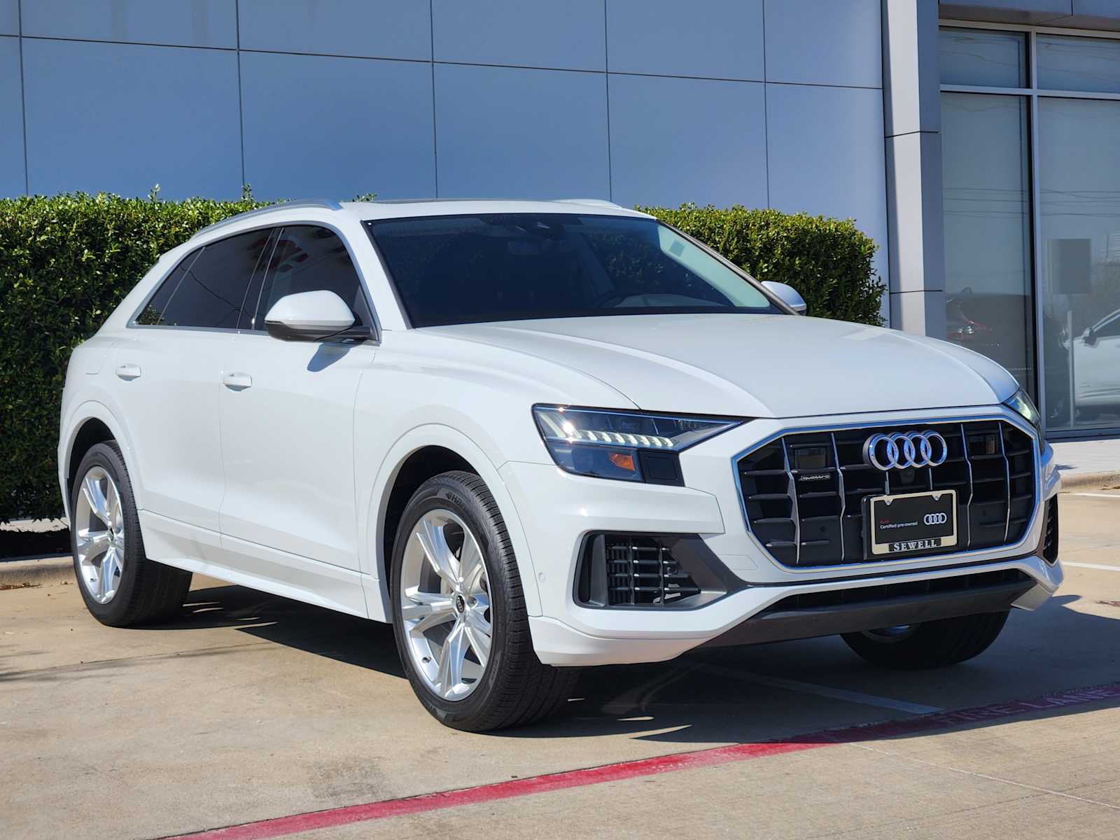 2023 Audi Q8 Premium Plus photo 3