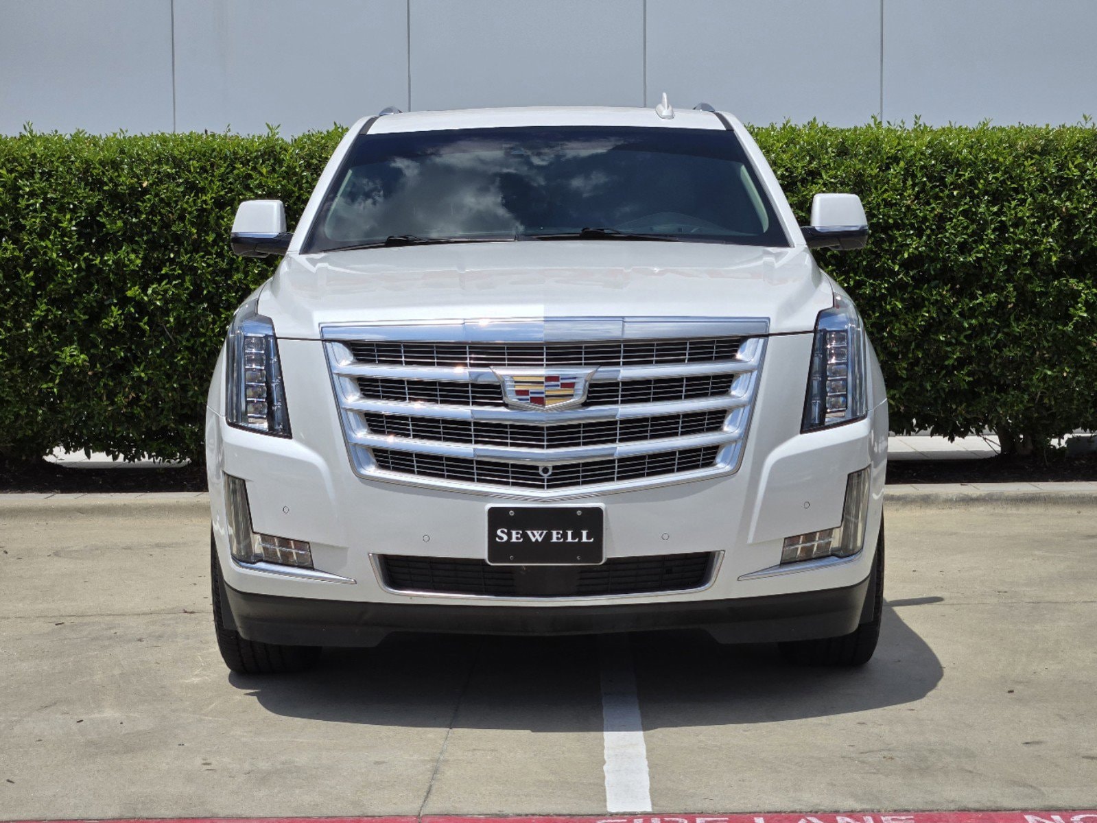 Used 2020 Cadillac Escalade Premium Luxury with VIN 1GYS4CKJ6LR219883 for sale in Mckinney, TX