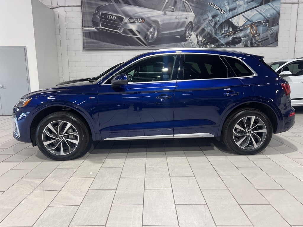 Used 2024 Audi Q5 Premium Plus with VIN WA1EAAFY5R2025543 for sale in Secaucus, NJ