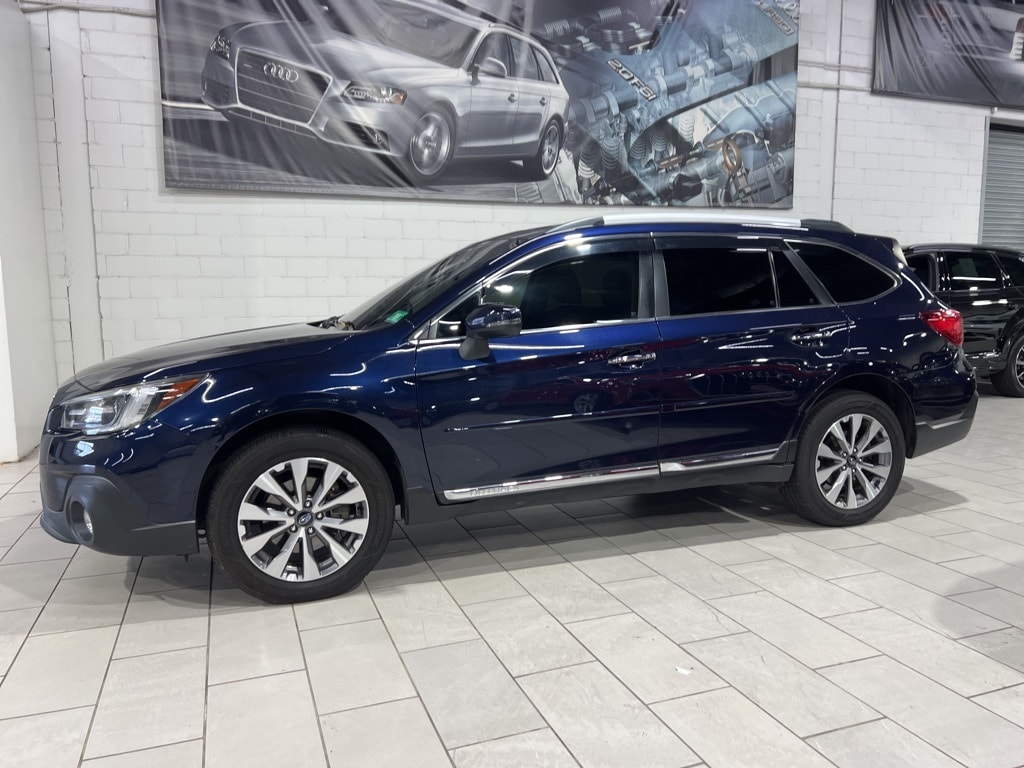 Used 2018 Subaru Outback Touring with VIN 4S4BSETC8J3276735 for sale in Secaucus, NJ