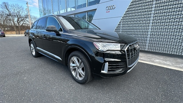 Used 2023 Audi Q7 Premium with VIN WA1AXBF71PD015586 for sale in Mechanicsburg, PA