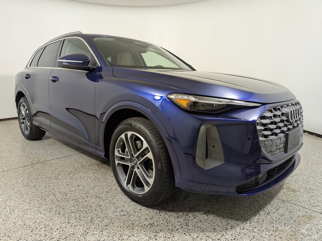 New 2025 Audi Q5 Prestige SUV