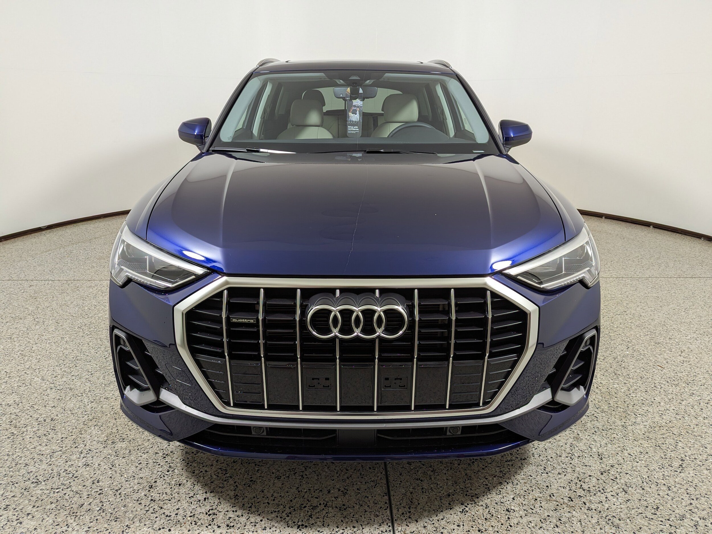 2025 Audi Q3 45 TFSI S line Premium photo 2