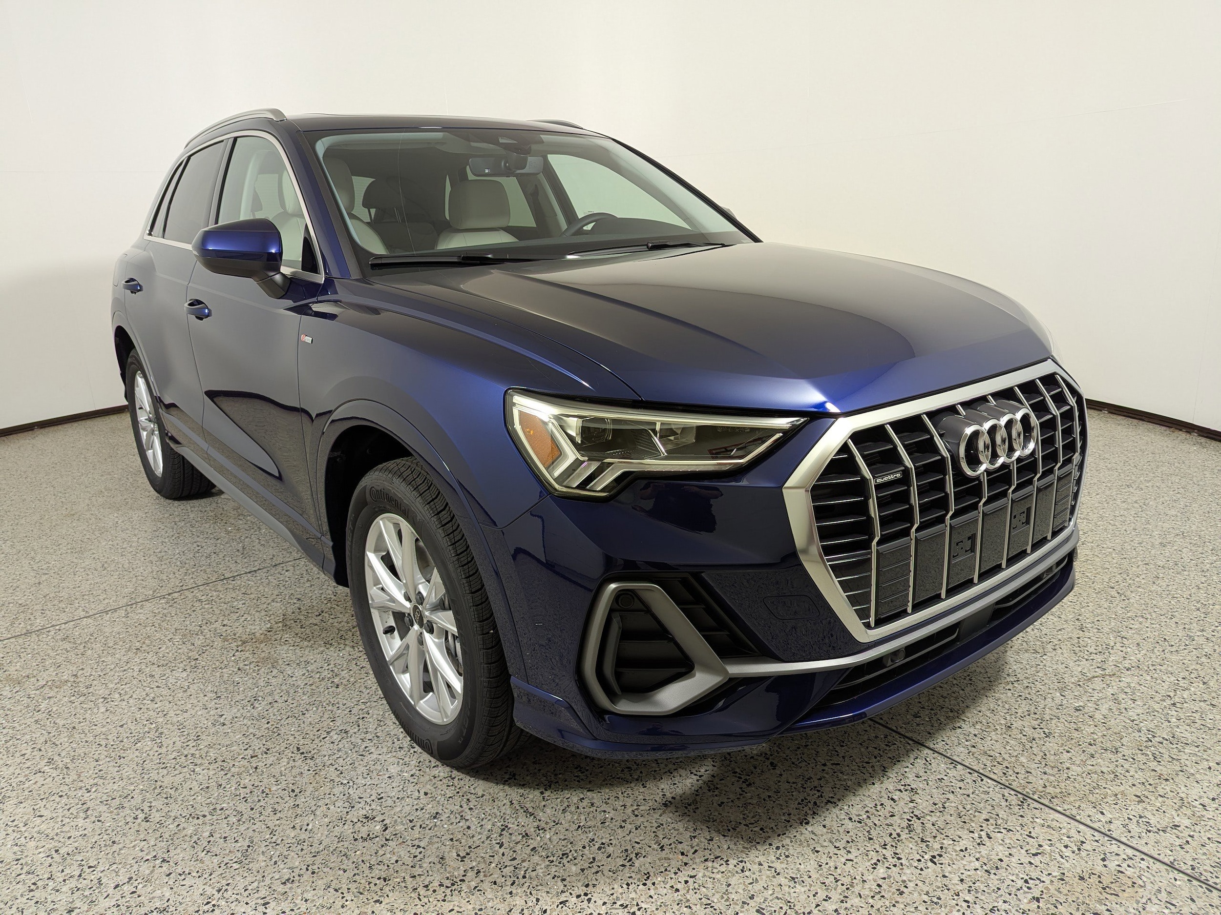2025 Audi Q3 S line Premium
