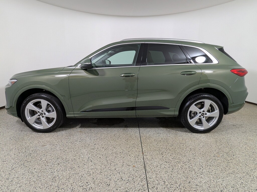 Used 2025 Audi Q5 Premium Plus 2.0 TFSI quattro SUV