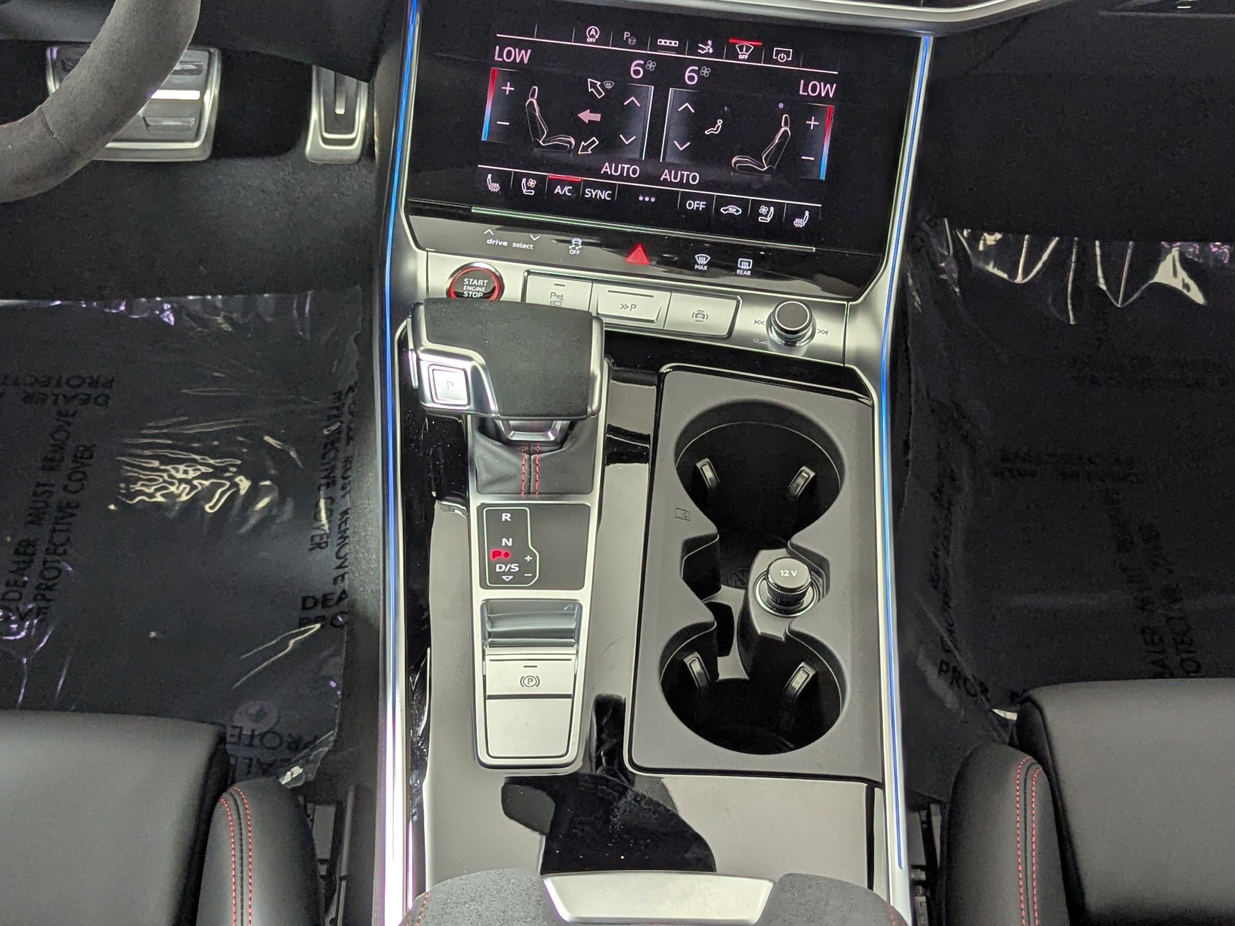 2025 Audi RS 7 Base - Photo 17