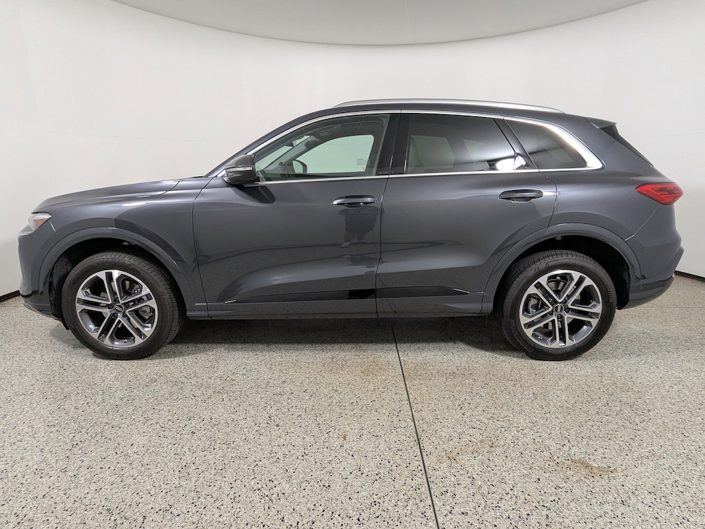 Certified 2025 Audi Q5 Premium Plus 2.0 TFSI quattro SUV