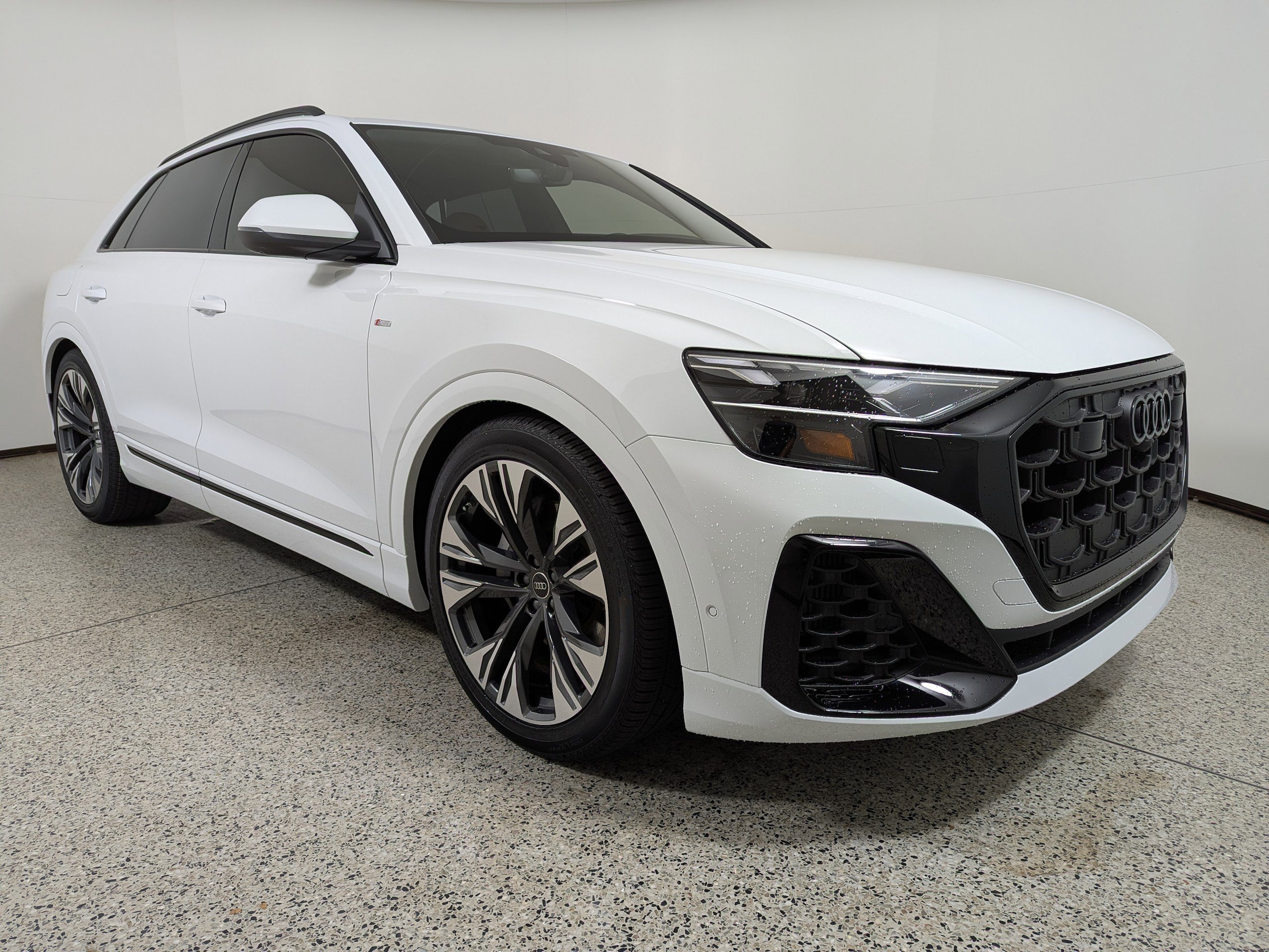 2026 Audi Q8 Prestige's photo