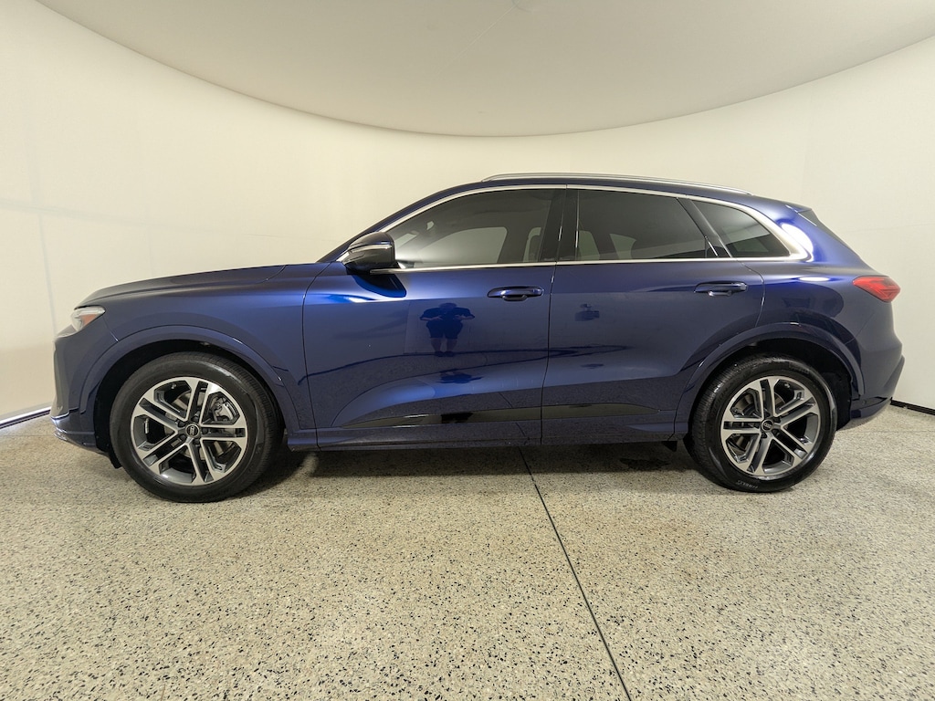 Certified 2025 Audi Q5 Prestige 2.0 TFSI quattro SUV