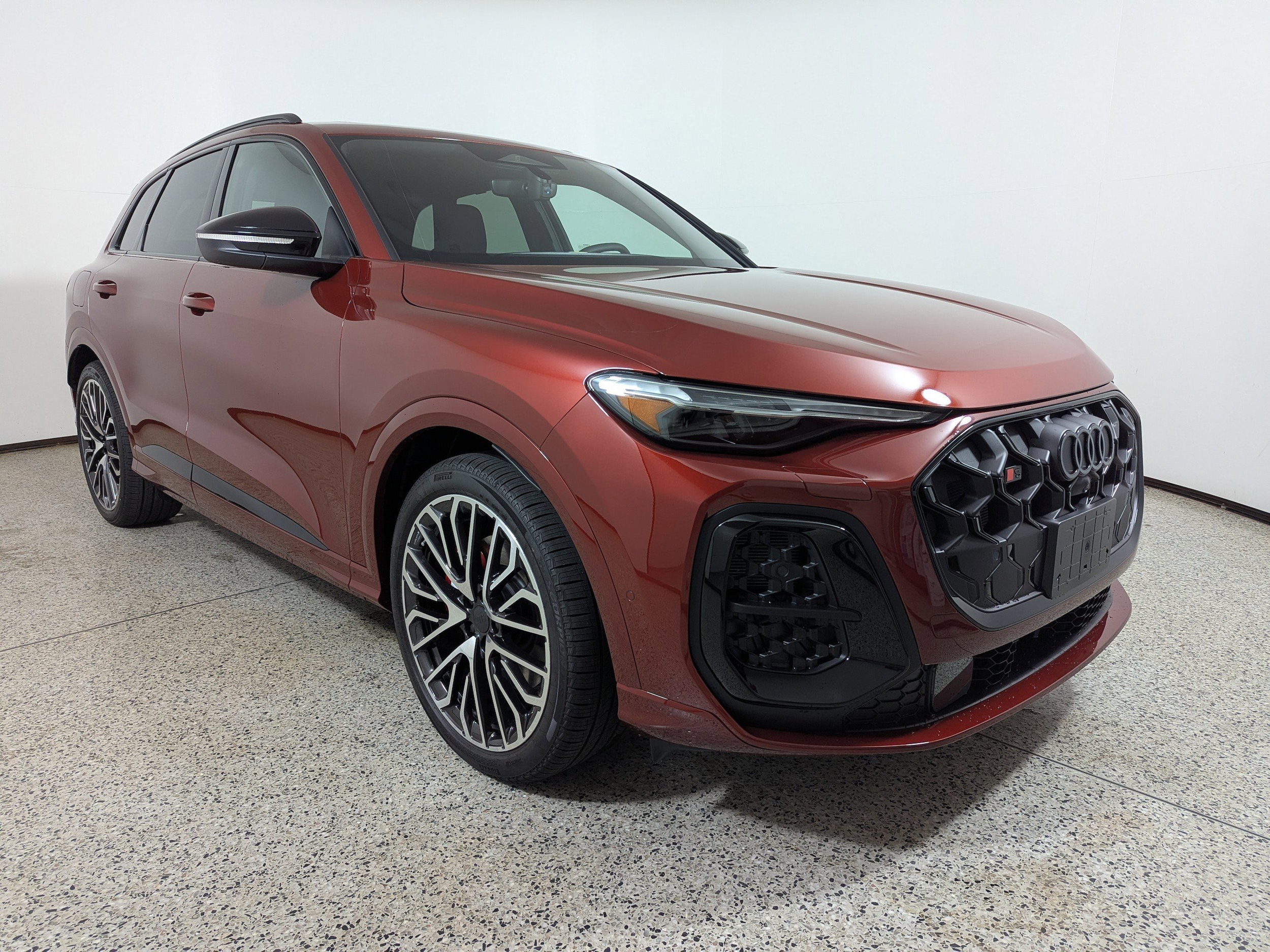 2026 Audi SQ5 Premium Plus quattro's photo