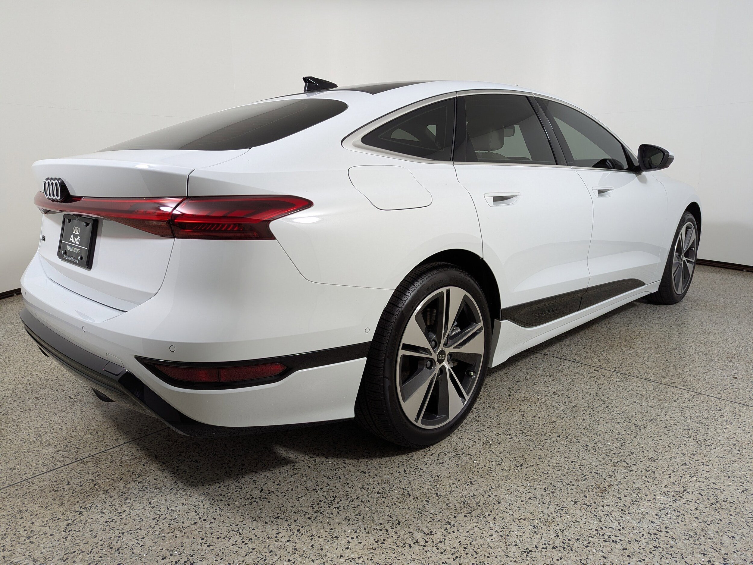 2025 Audi A6 Sportback e-tron Premium Plus - Photo 7