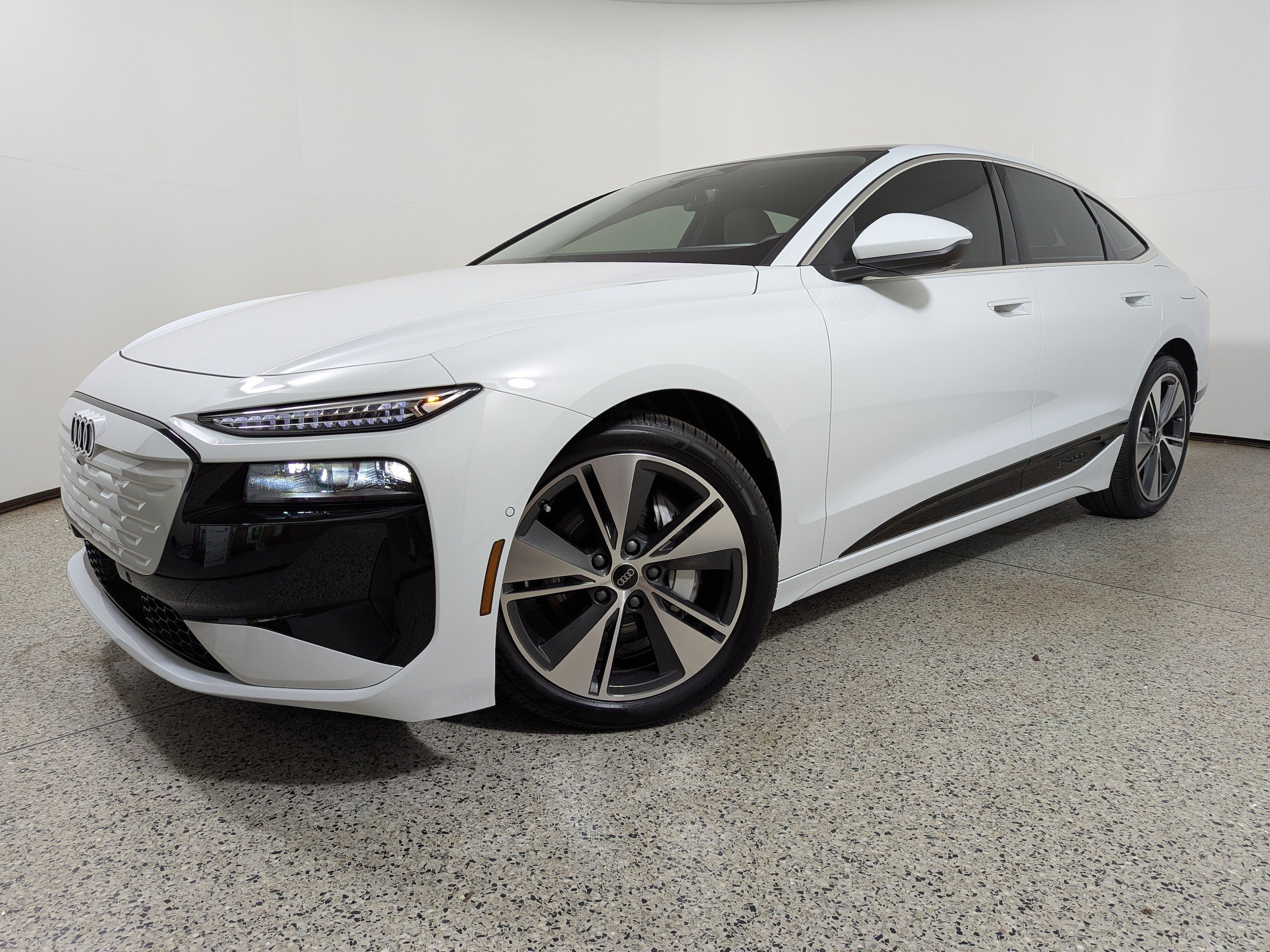 2025 Audi A6 Sportback e-tron Premium Plus - Photo 18