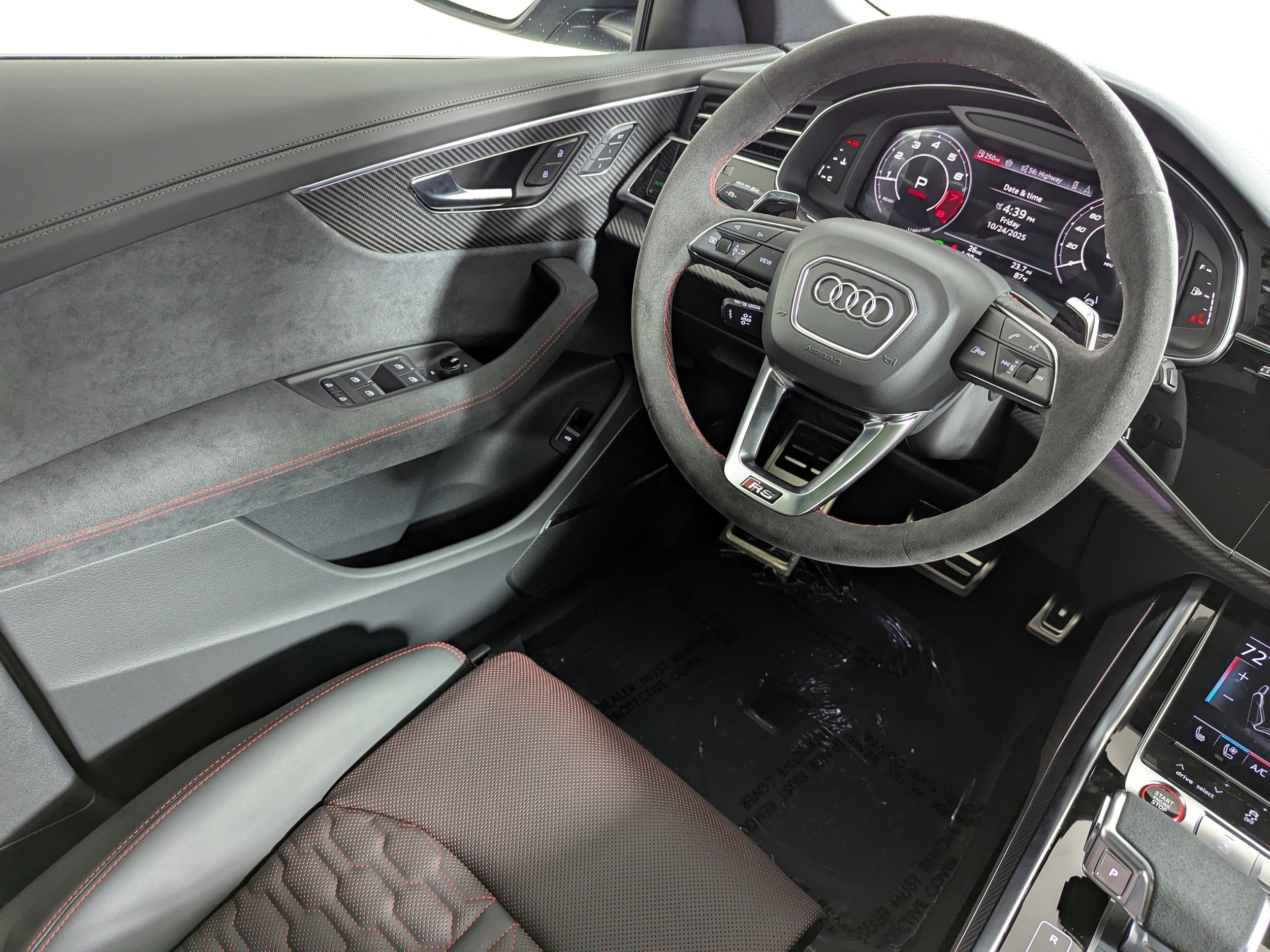 2026 Audi RS Q8 Base - Photo 9