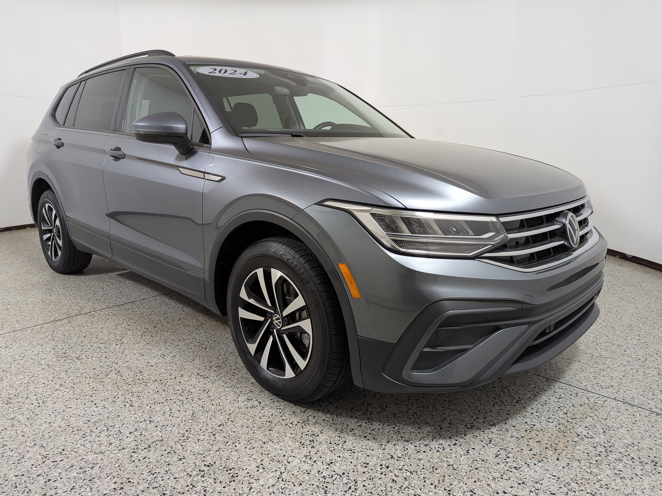 2024 Volkswagen Tiguan S