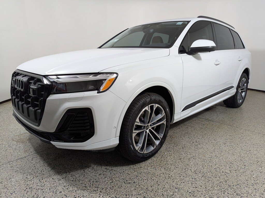 New 2026 Audi Q7 Premium SUV