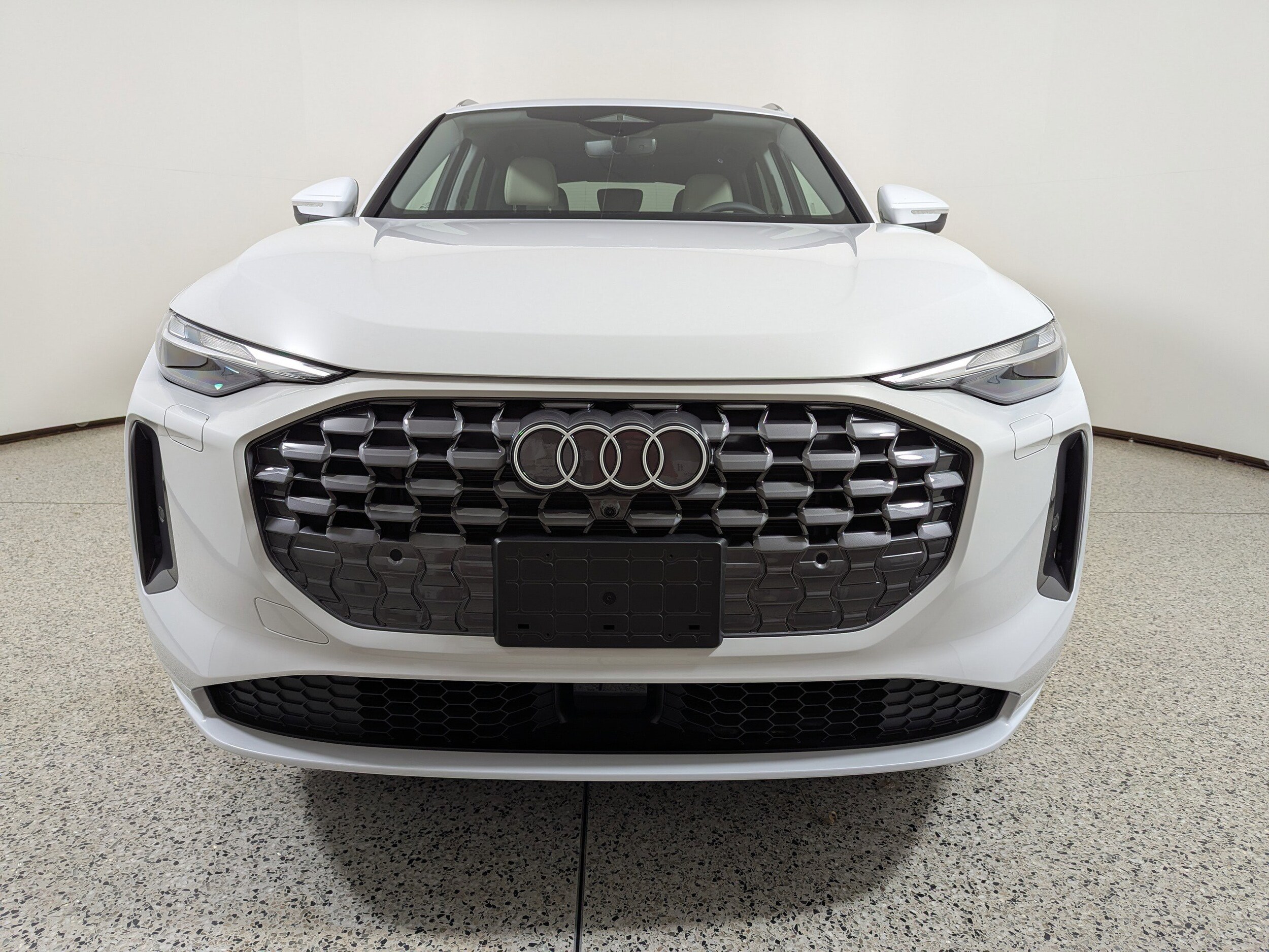 2025 Audi Q5 2.0T Premium photo 2