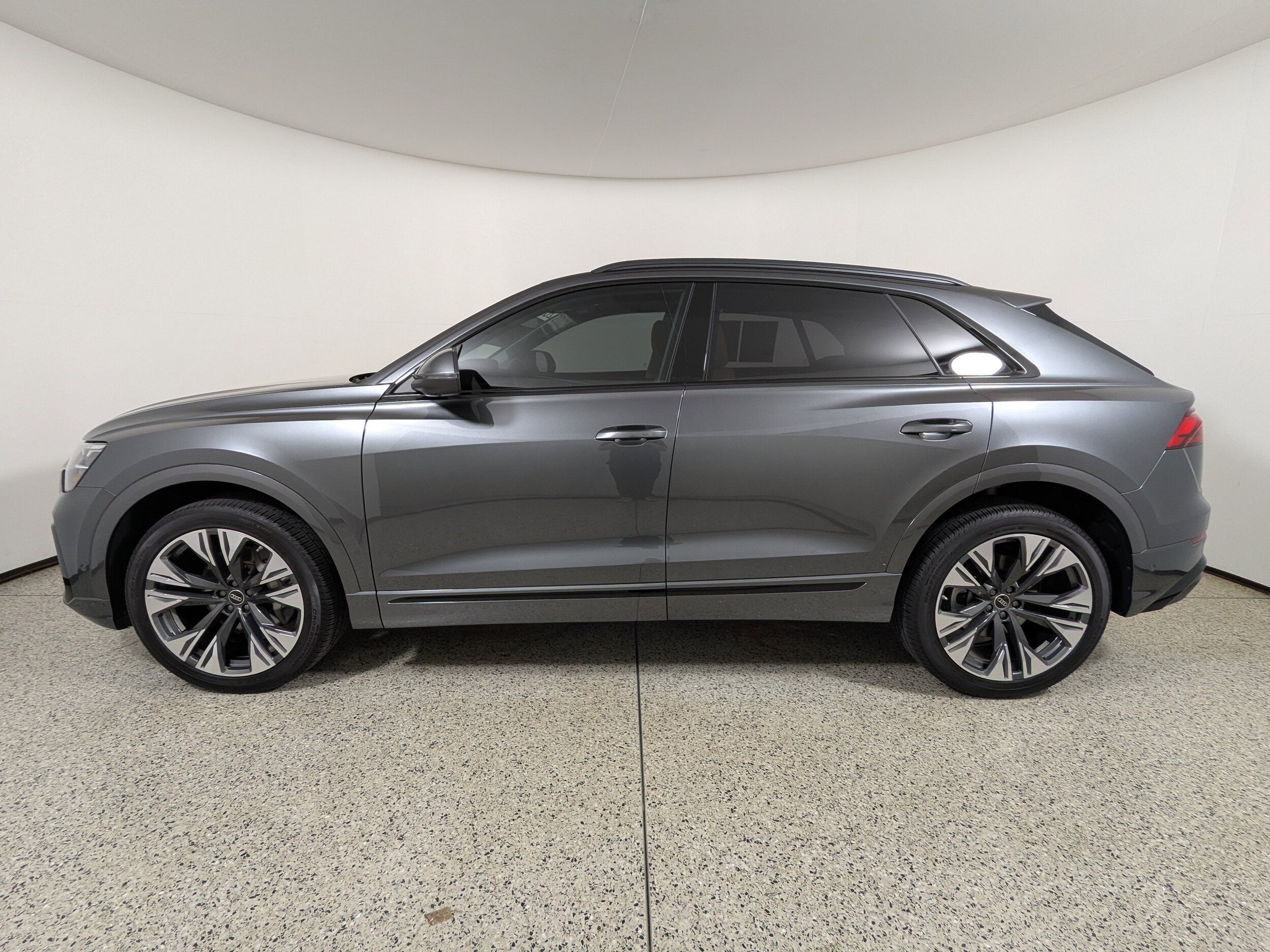2025 Audi Q8 Premium Plus 55 photo 4