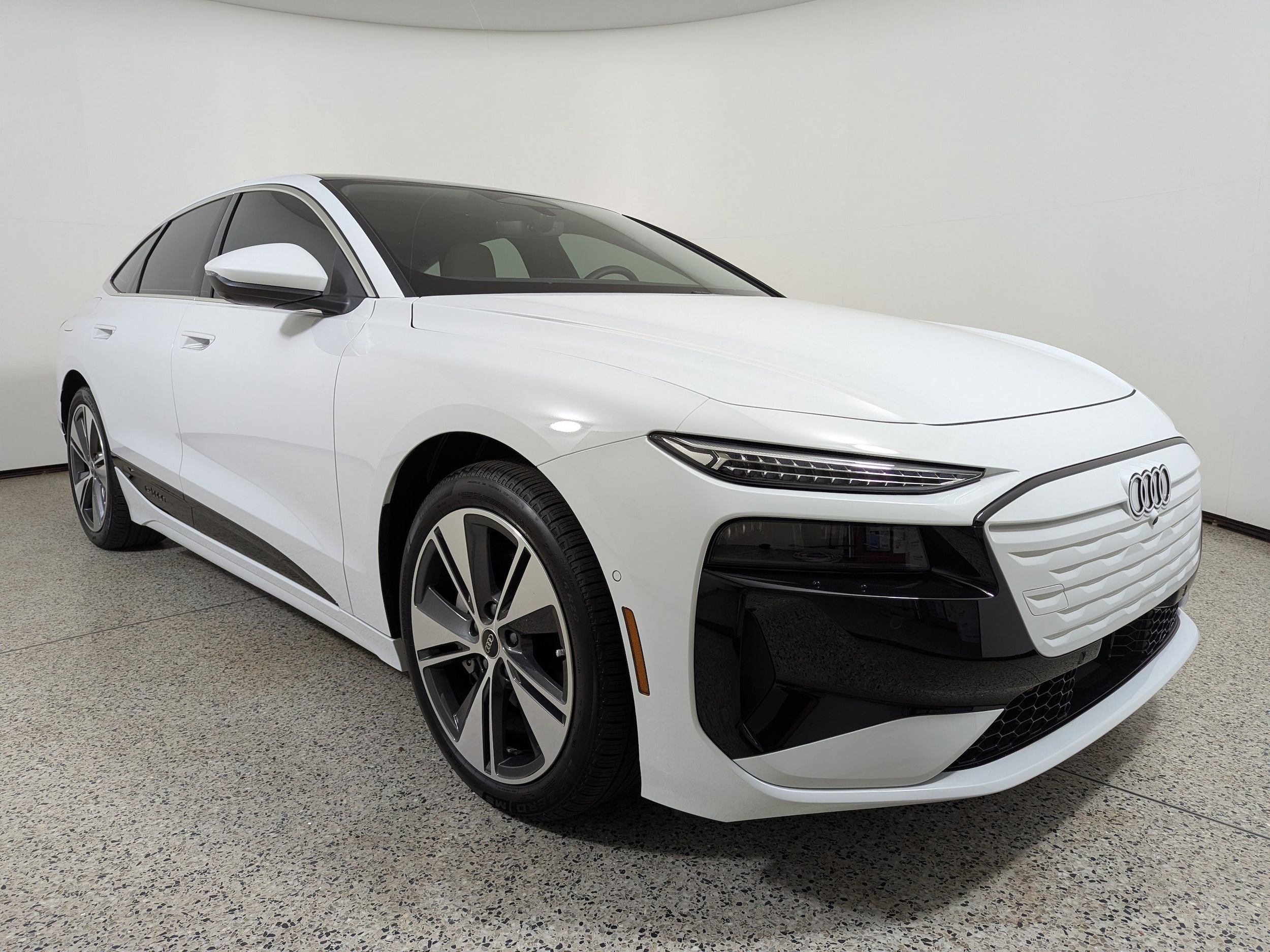 2025 Audi A6 e-tron Premium Plus RWD's photo