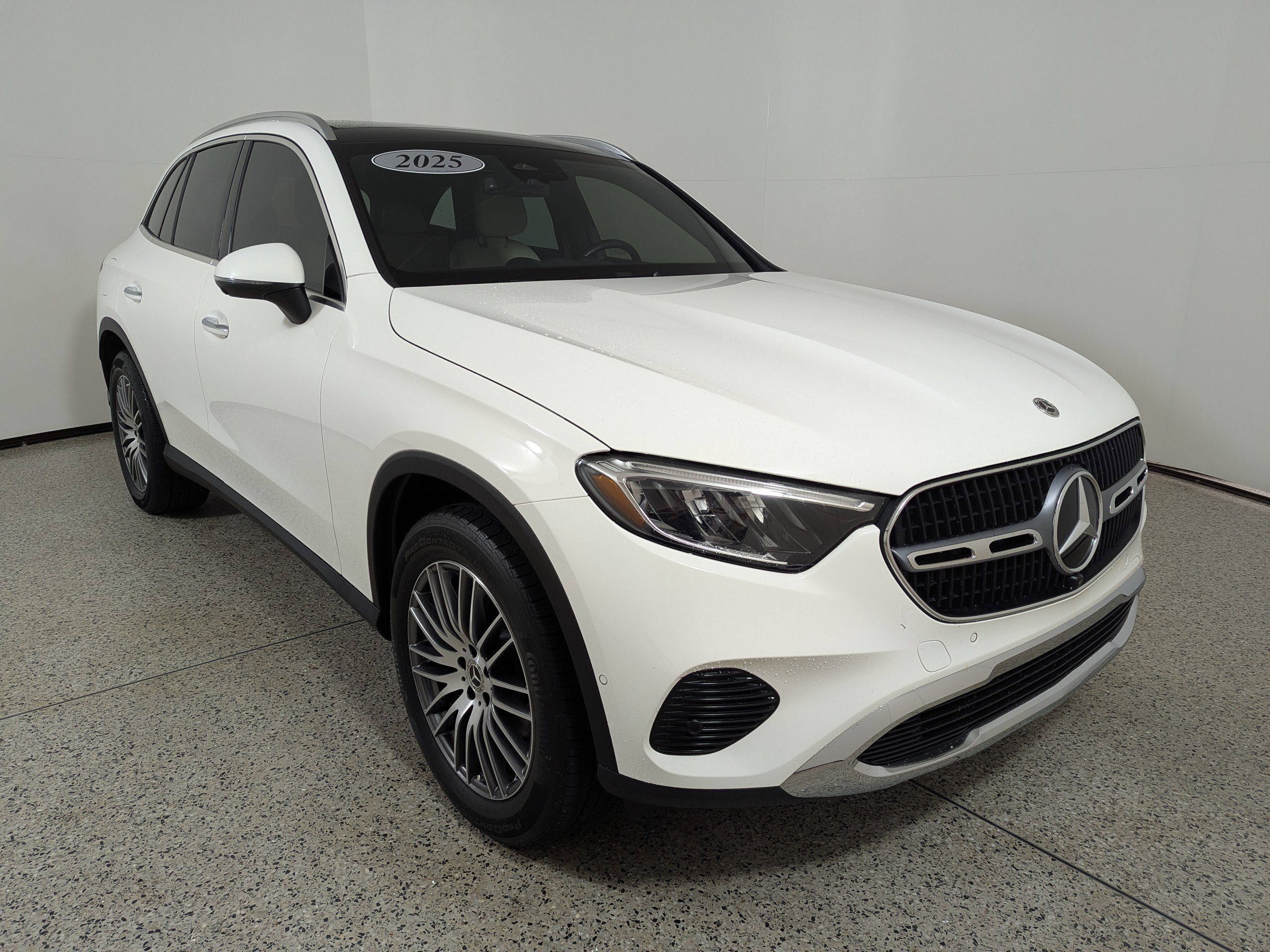 2025 Mercedes-Benz GLC Base