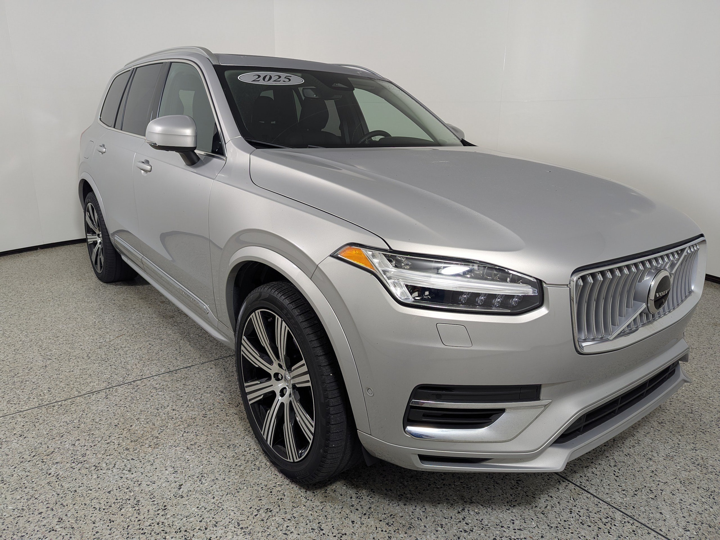 2024 Volvo XC90 Recharge Plug-In Hybrid
