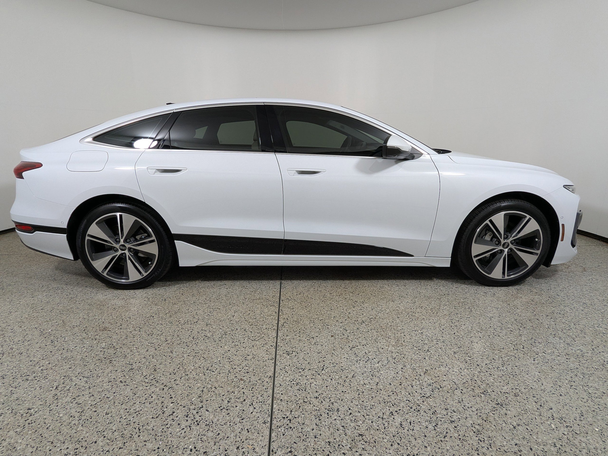 2025 Audi A6 Sportback e-tron Premium Plus - Photo 8