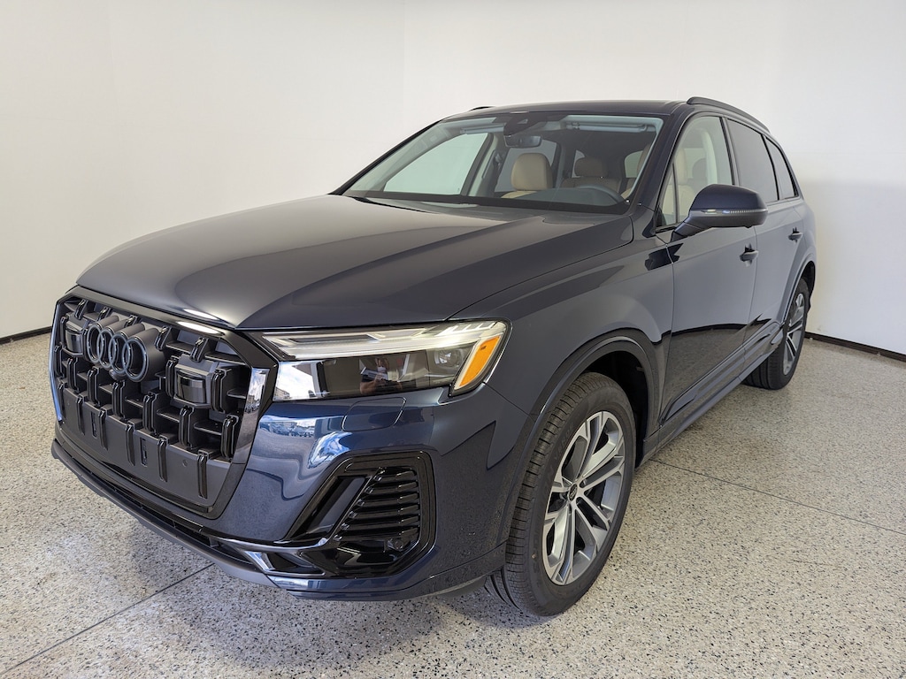 New 2026 Audi Q7 Premium Plus SUV