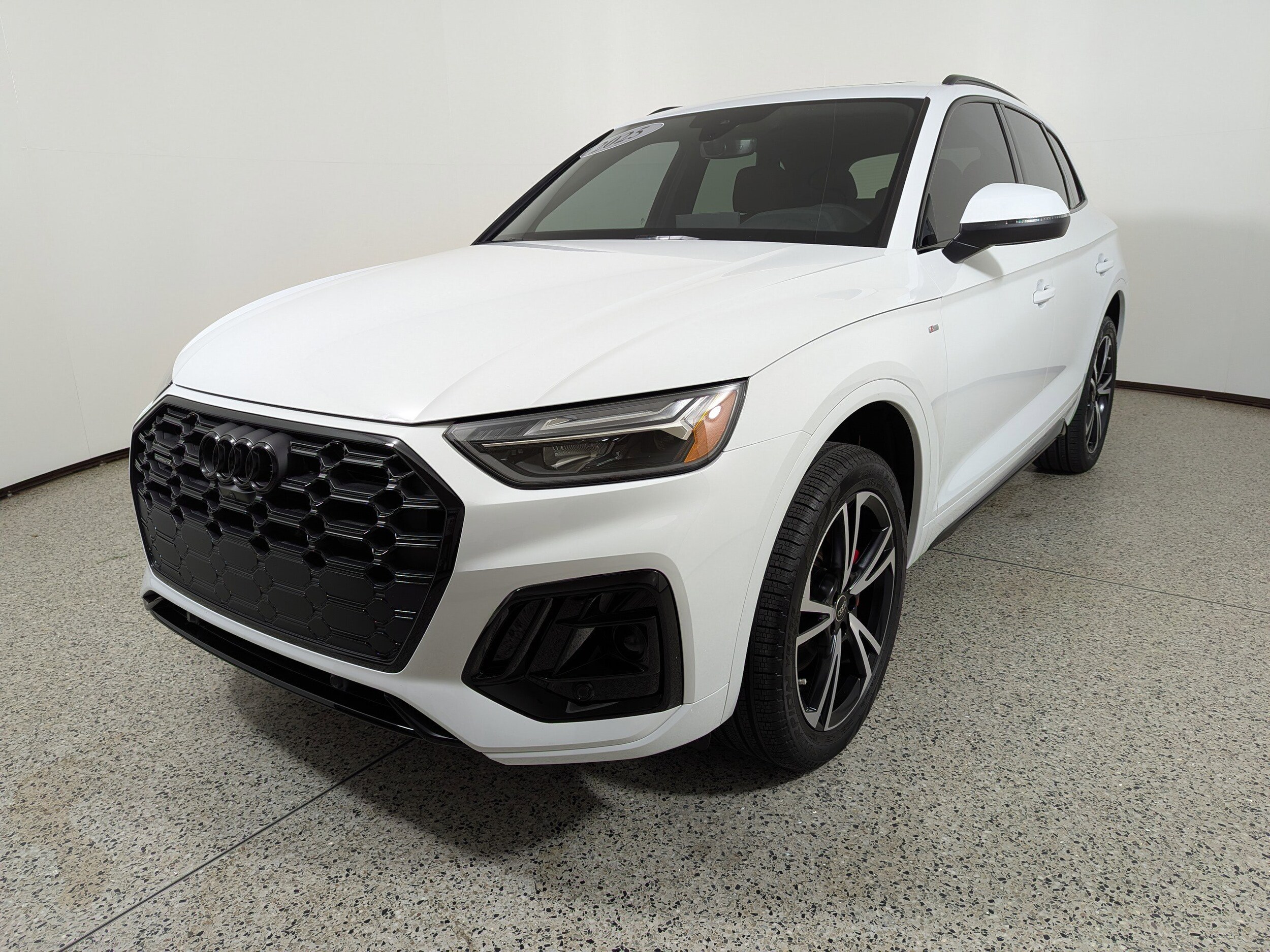 2025 Audi Q5 S line Premium Plus photo 3